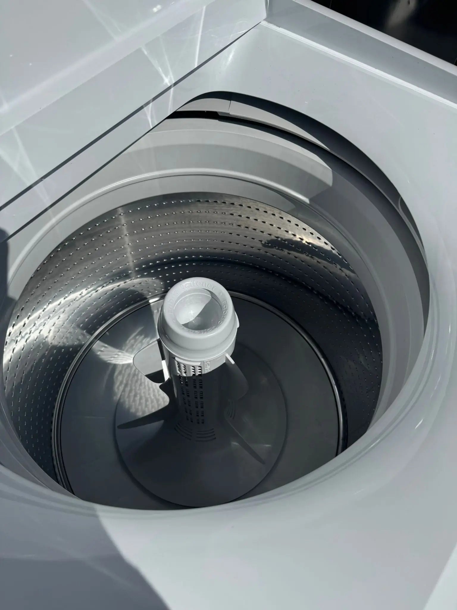 Fisher & Paykel 10kg Top Load Washing Machine – Refurbished | ALEXANDRIA