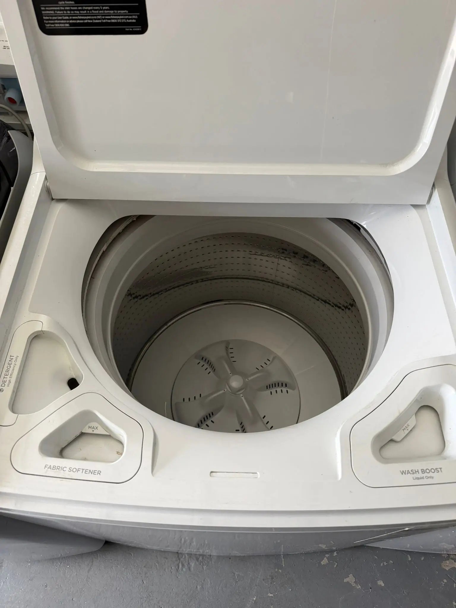 Fisher & Paykel 10kg Top Load Washing Machine – Refurbished | BRISBANE
