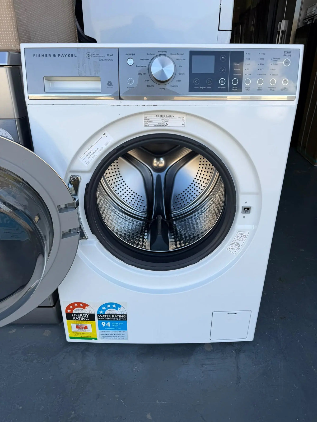 Fisher & Paykel 11kg Front Load Washing Machine – Refurbished | BRISBANE