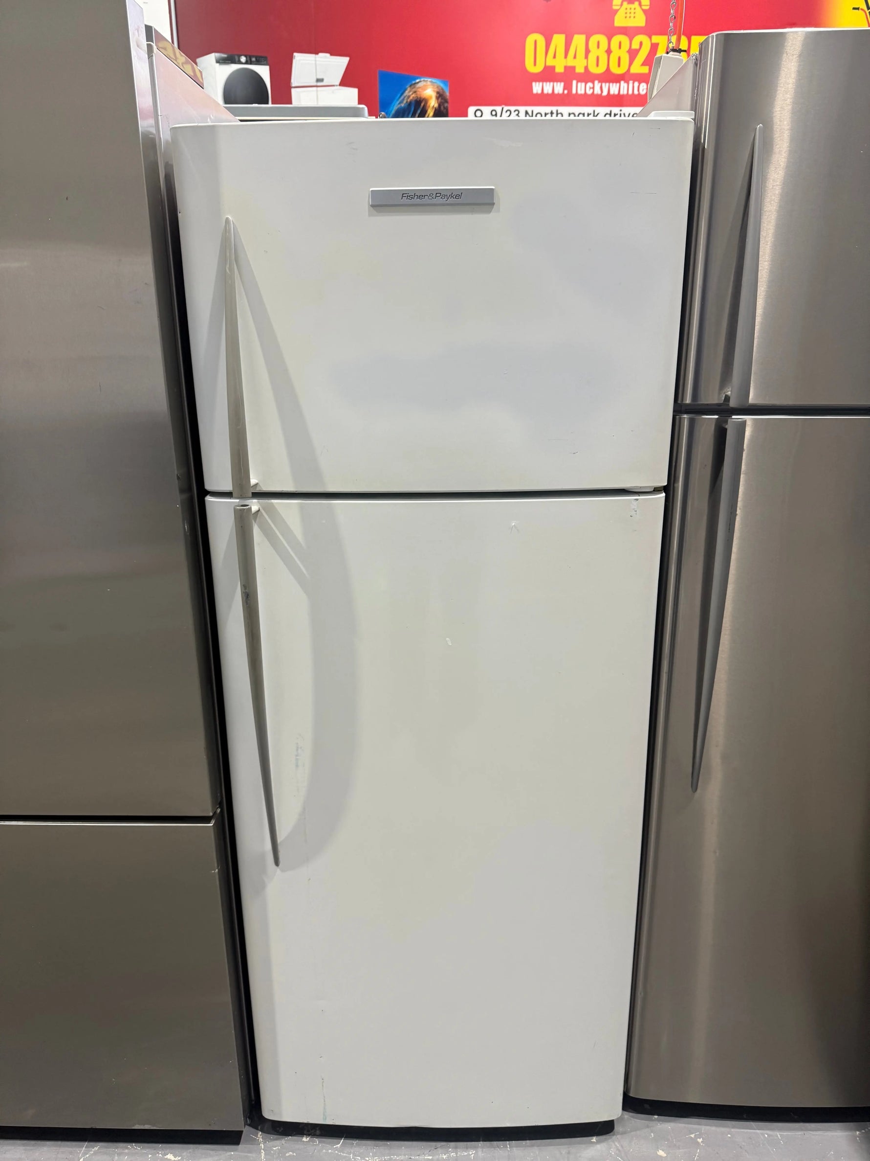 Fisher & Paykel 381L Top Mount Fridge – Refurbished | E381T | MELBOURNE