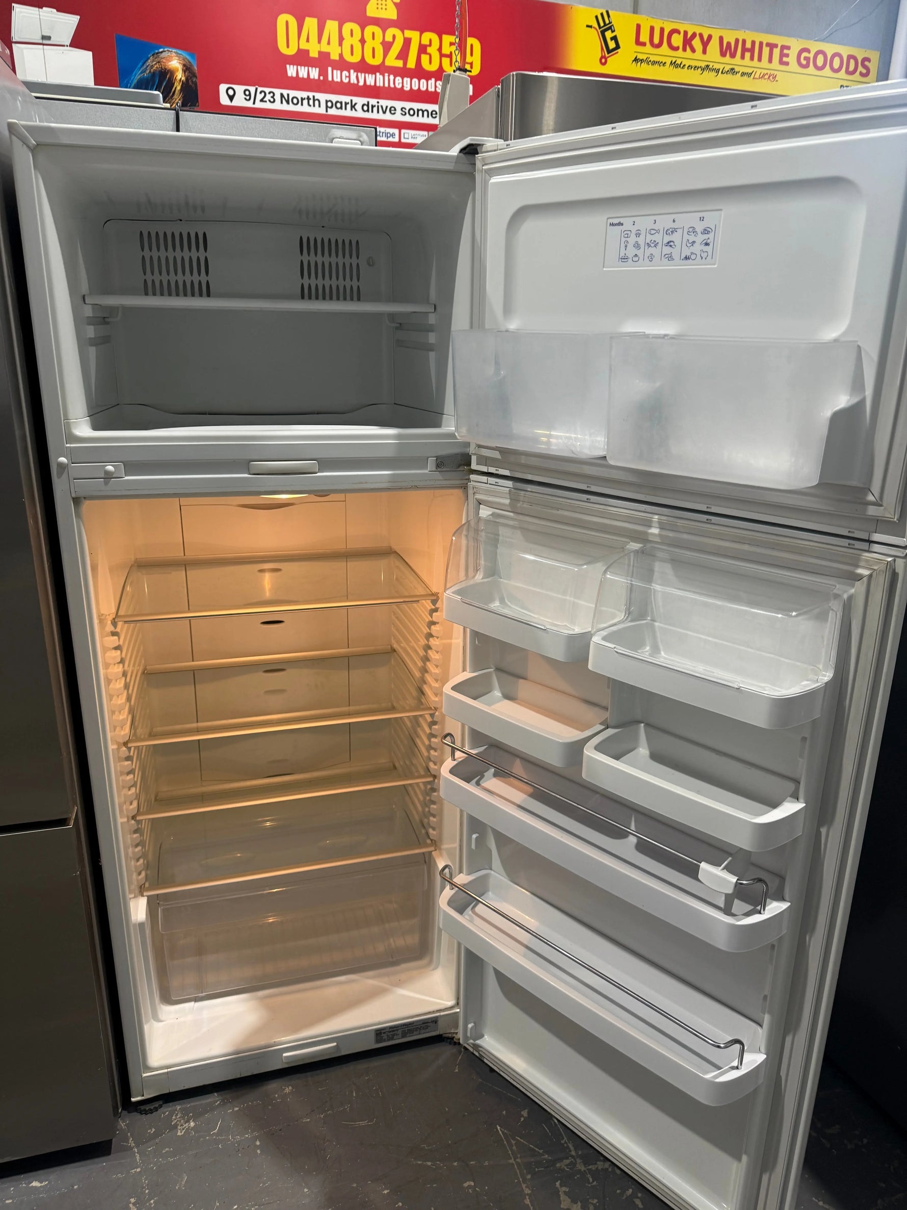 Fisher & Paykel 381L Top Mount Fridge – Refurbished | E381T | MELBOURNE