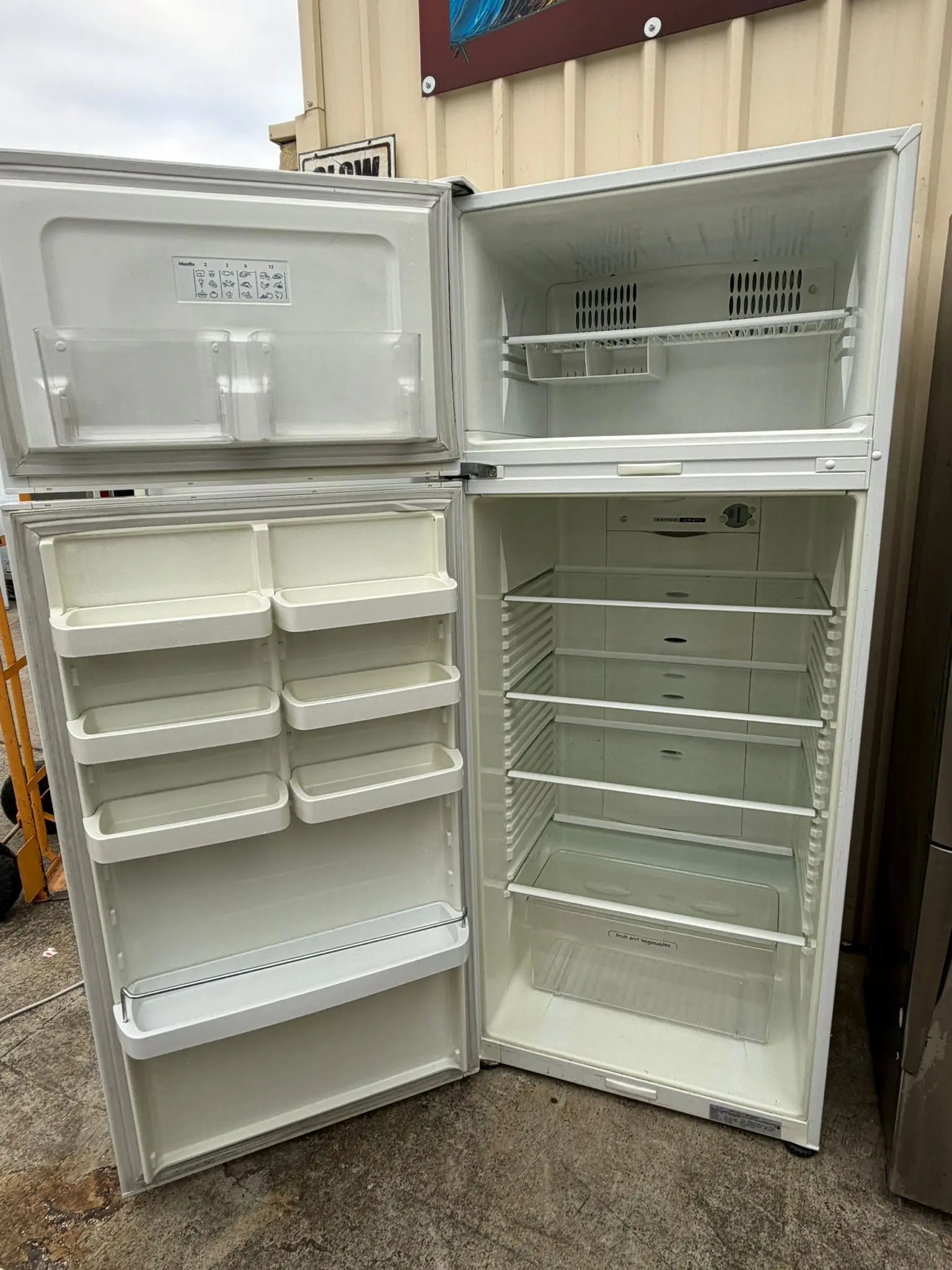 Fisher & Paykel 441L Refrigerator – Refurbished | BRISBANE