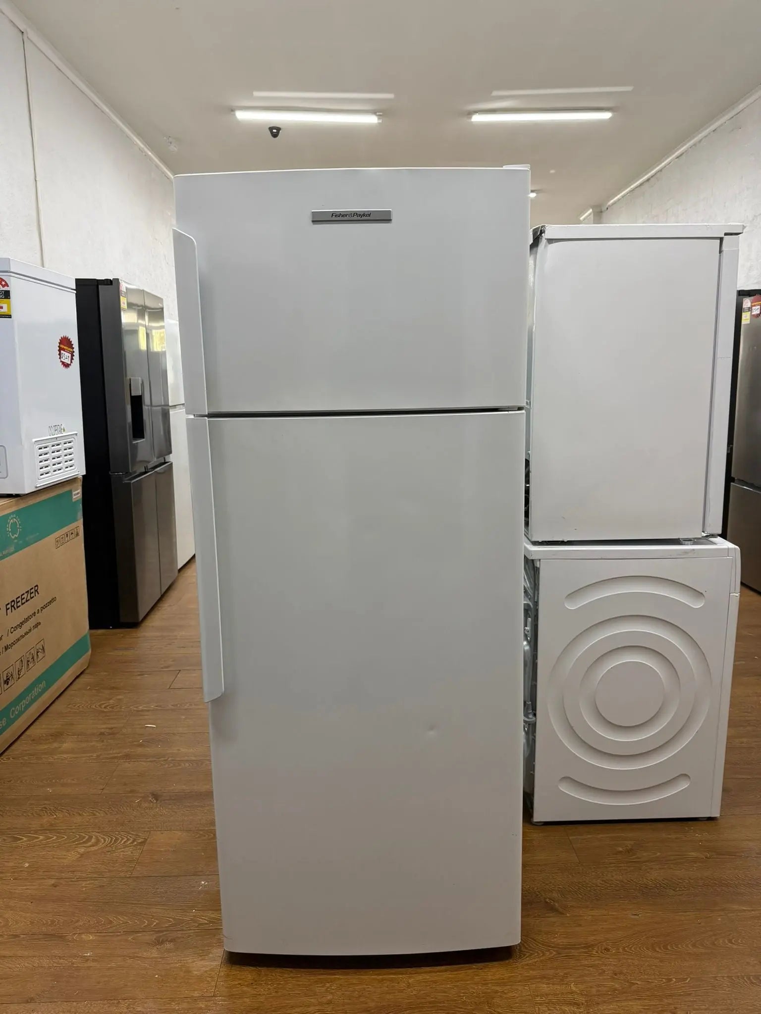 Fisher & Paykel 447L Top Mount Fridge E440TRT3 – Stainless Steel | Refurbished Refrigerator | RESERVOIR