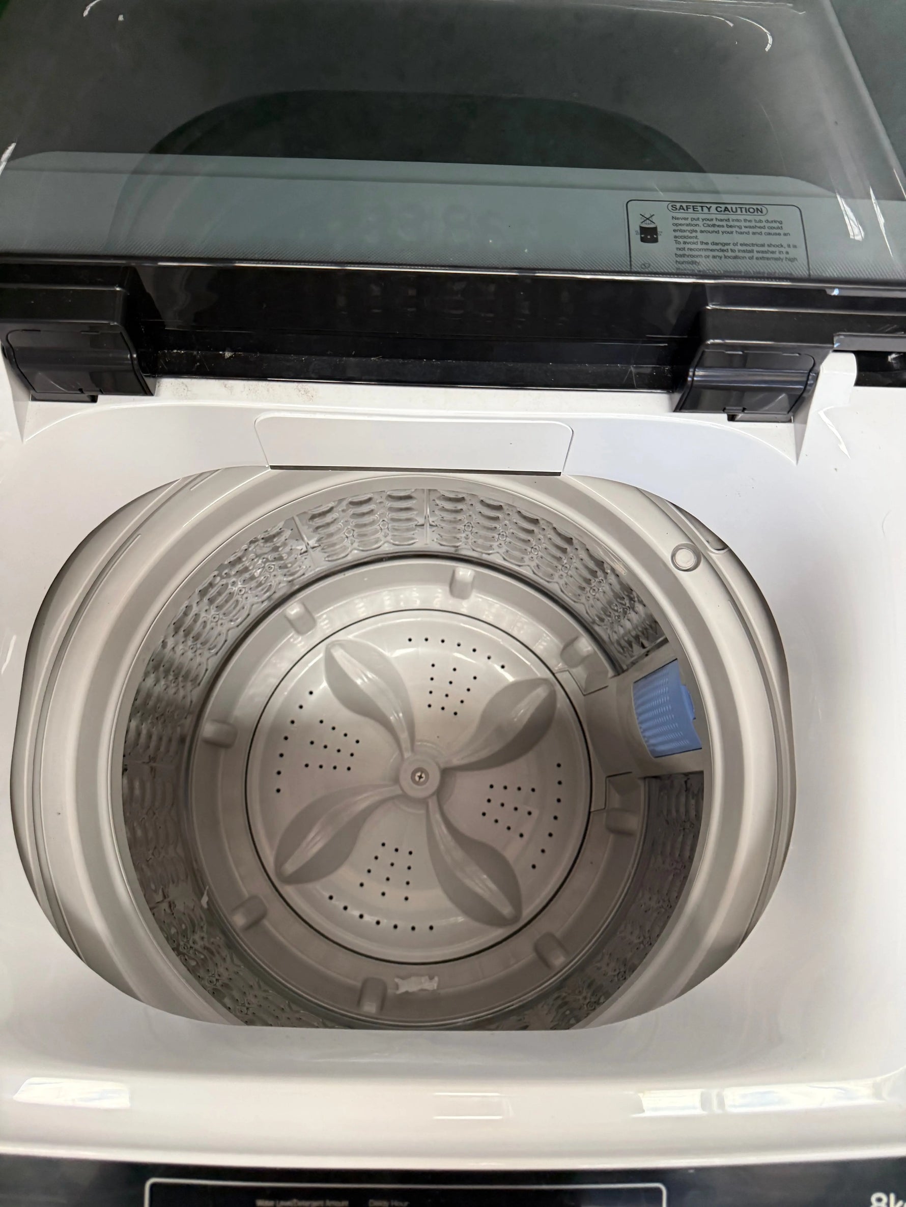 Fisher & Paykel 447L Top Mount Fridge + Kogan 8kg Top Load Washer – Refurbished | MELBOURNE