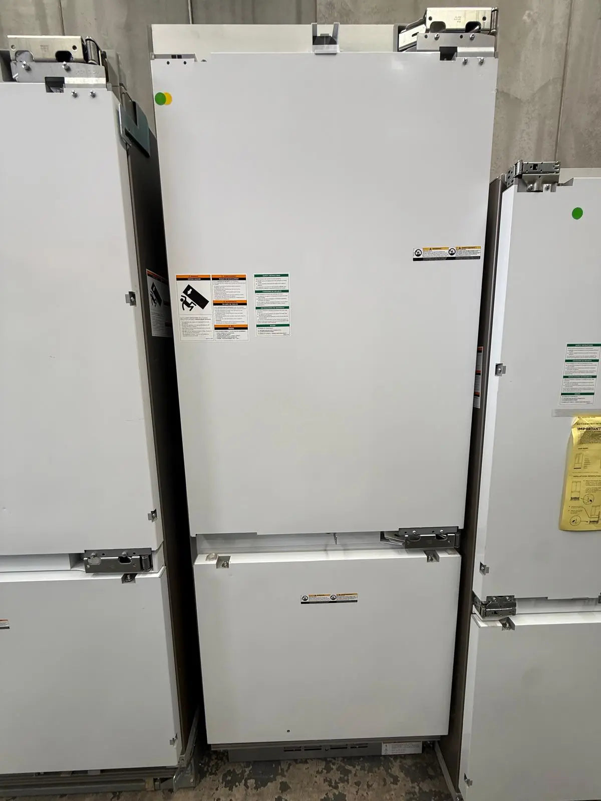 Fisher & Paykel 449L Integrated Fridge Freezer – Ex Display | MELBOURNE