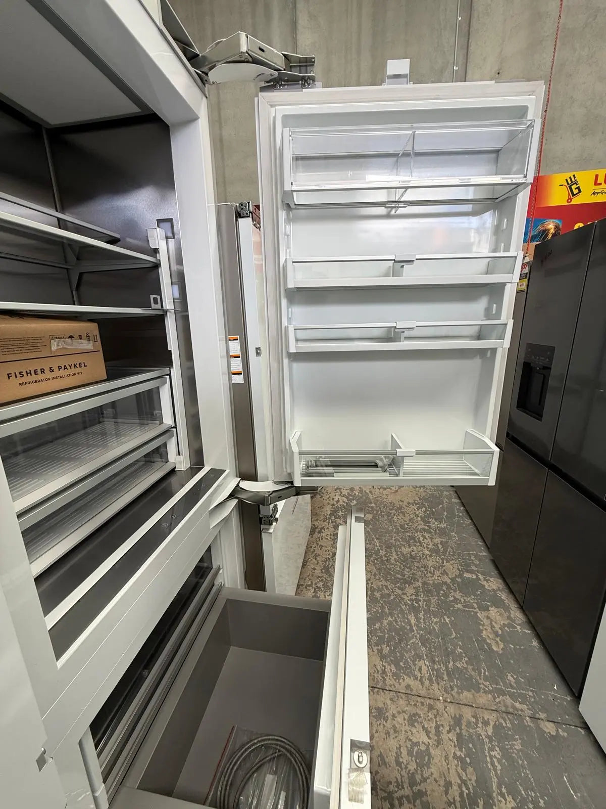 Fisher & Paykel 449L Integrated Fridge Freezer – Ex Display | MELBOURNE