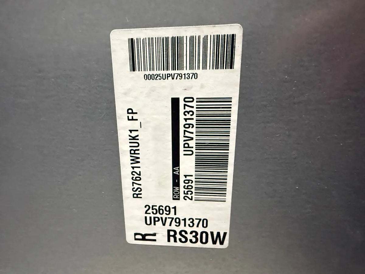Fisher & Paykel 449L Integrated Fridge Freezer – Ex Display | MELBOURNE