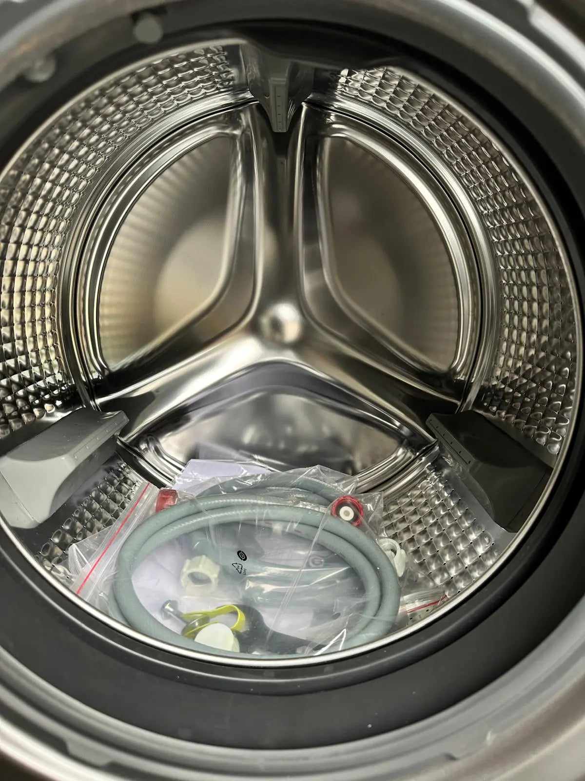 Fisher & Paykel 500L Quad Door Fridge Freezer (Refurbished) + Fisher & Paykel 10kg Front Load Washer (Factory Seconds) Combo | ADELAIDE