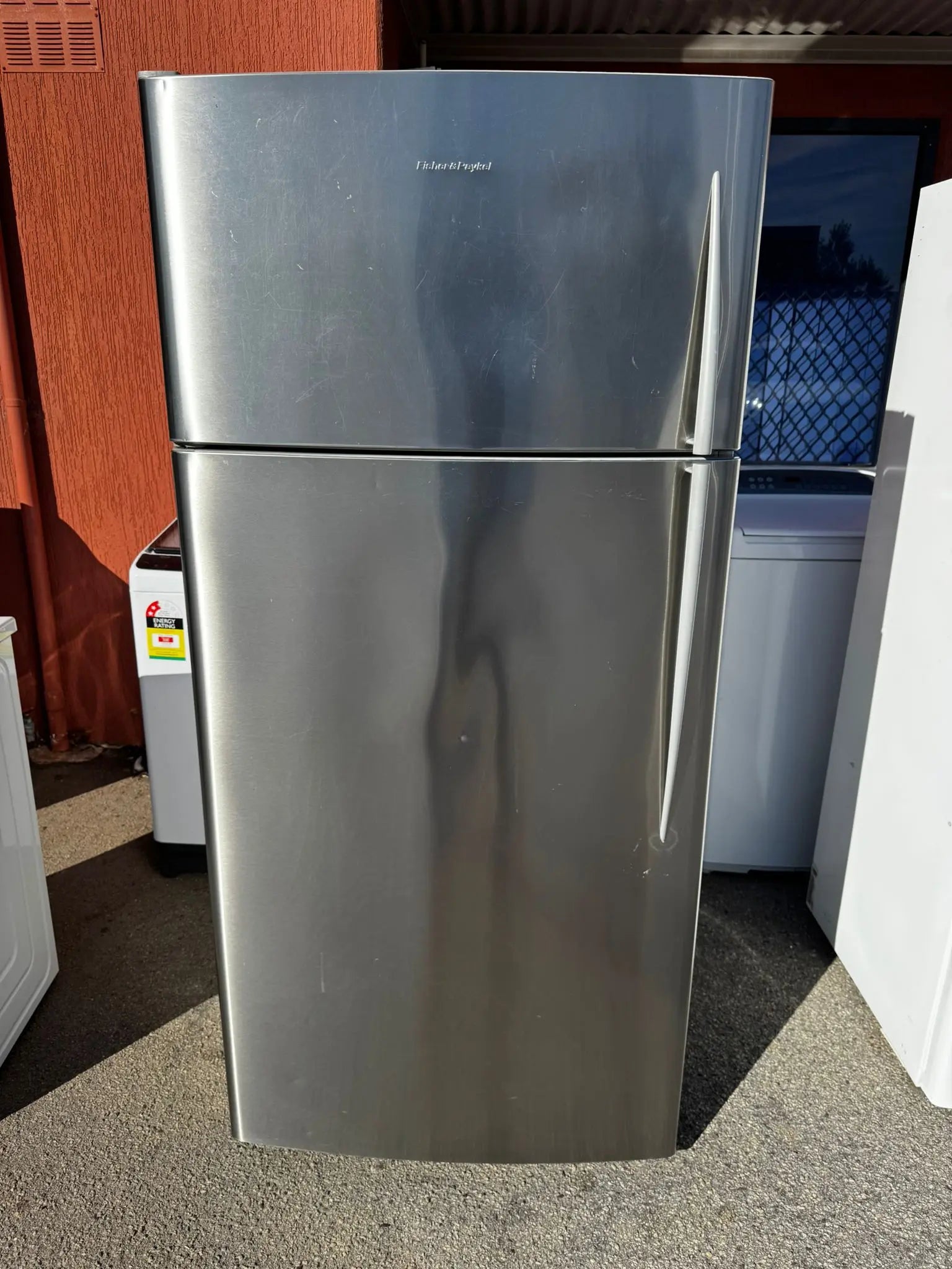 Fisher & Paykel 517 L Fridge Freezer – Refurbished | PERTH