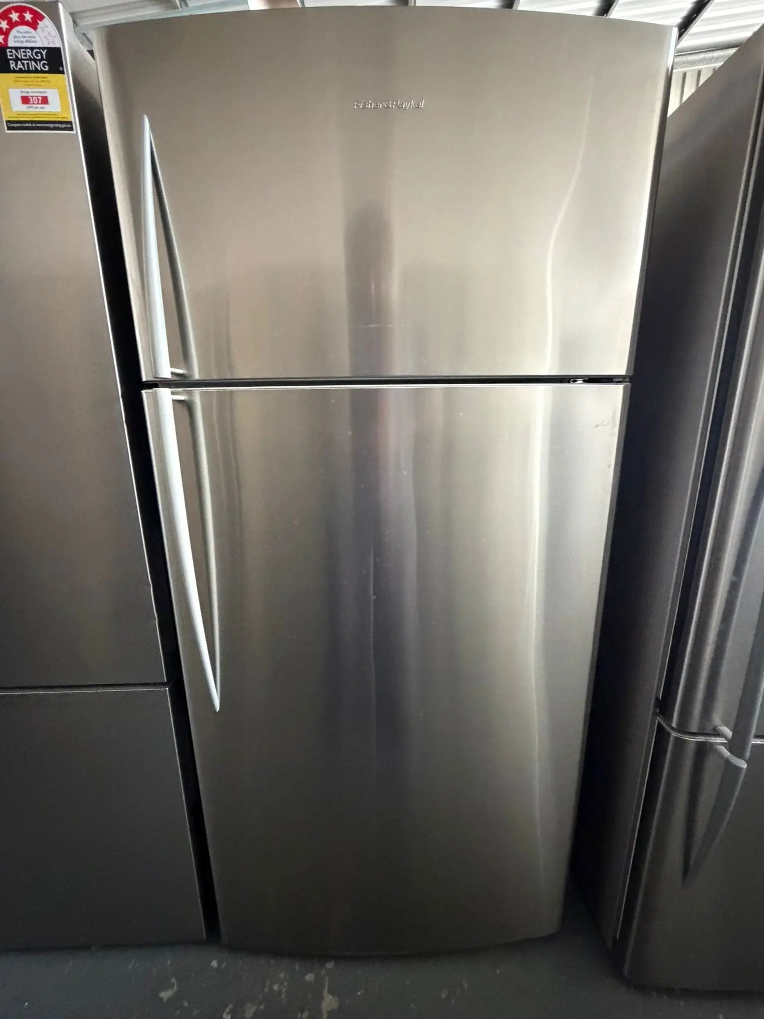 Fisher & Paykel 517L Top Mount Fridge Freezer – Refurbished | BRISBANE