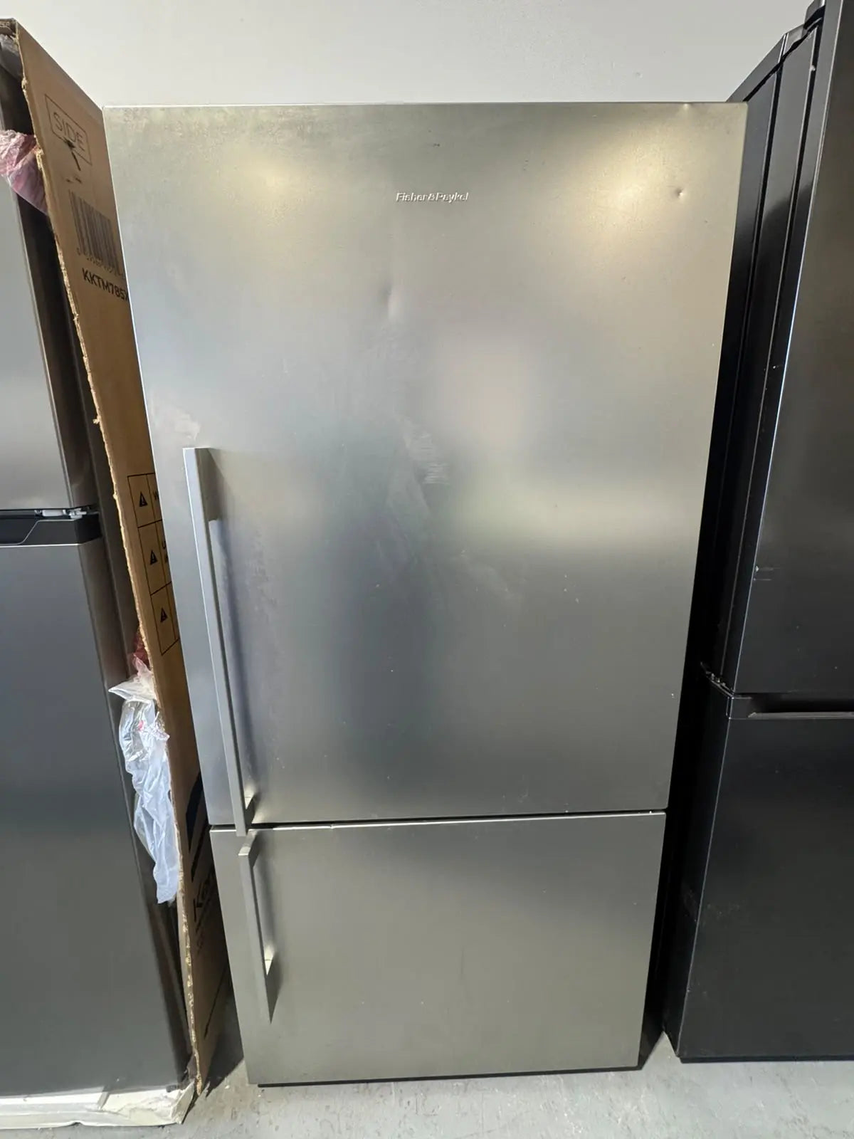 Fisher & Paykel 519L ActiveSmart Bottom Mount Fridge – Refurbished | PERTH