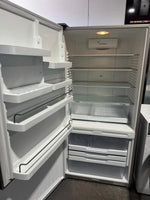 Fisher & Paykel 519L Bottom Mount Fridge Freezer + Fisher & Paykel 8.5kg Washing Machine (Refurbished) – Combo Deal