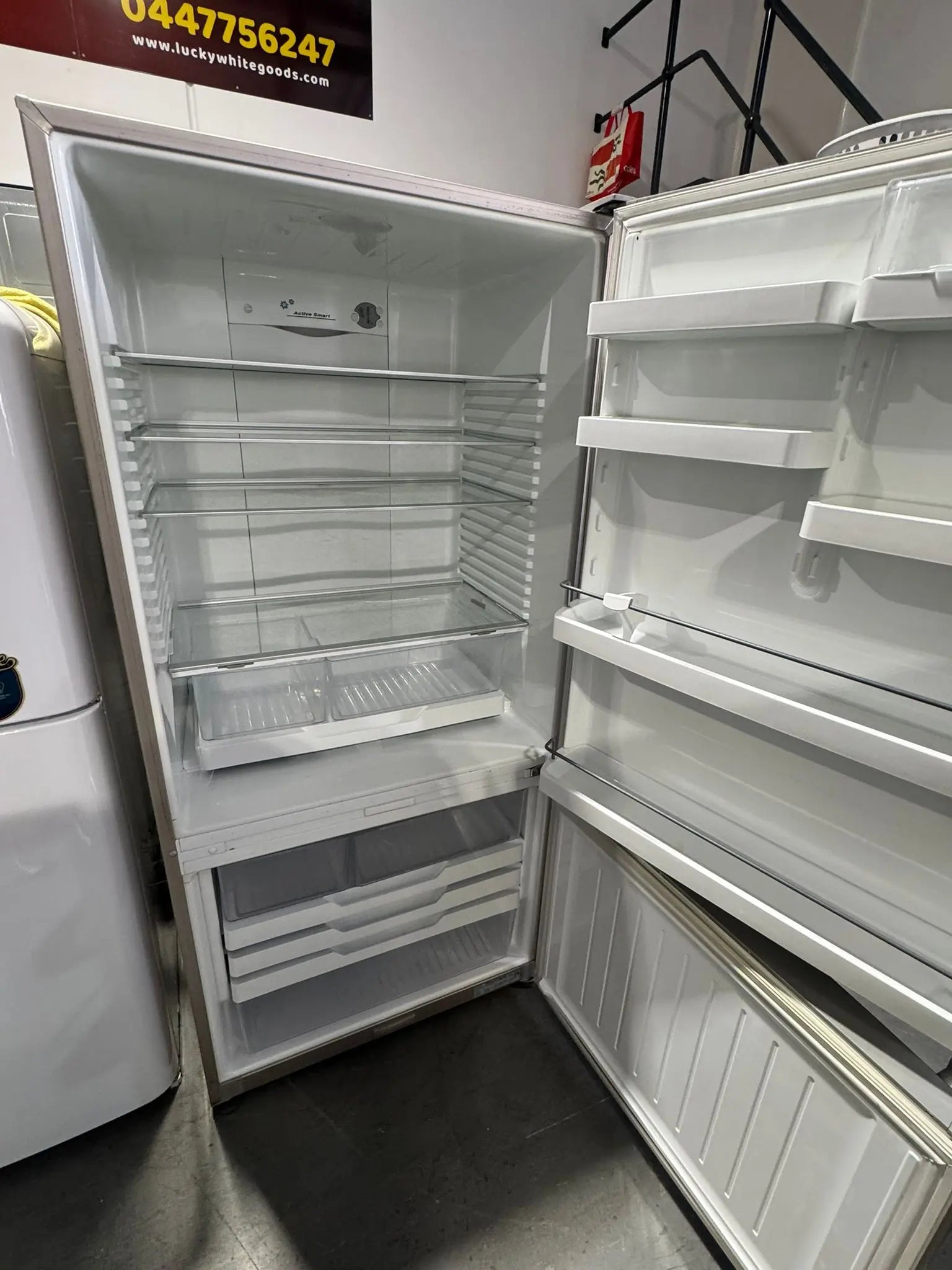 Fisher & Paykel 519L Bottom Mount Fridge Freezer (Refurbished) | PERTH