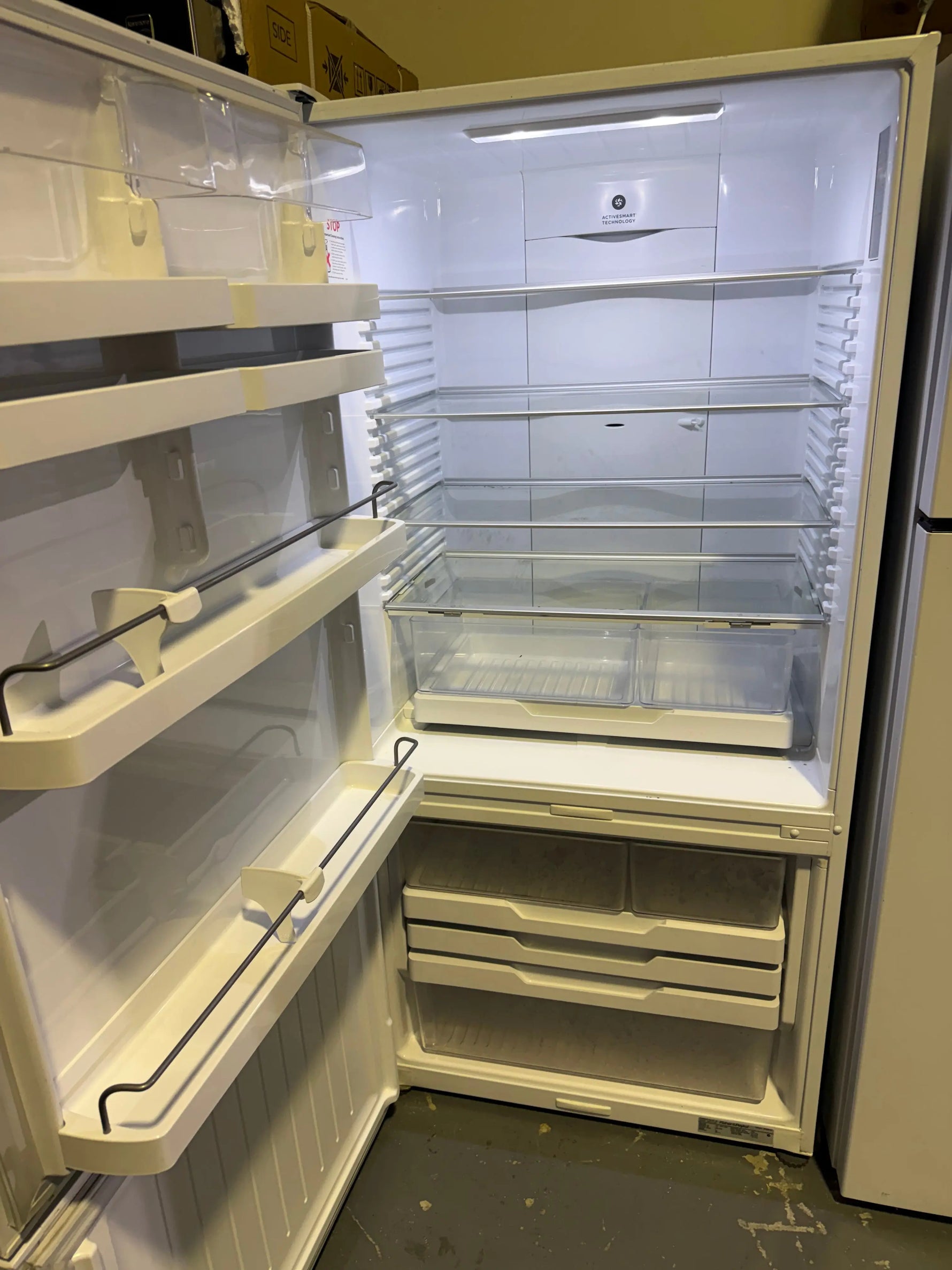 Fisher & Paykel 519L Fridge Freezer – Refurbished | BRISBANE