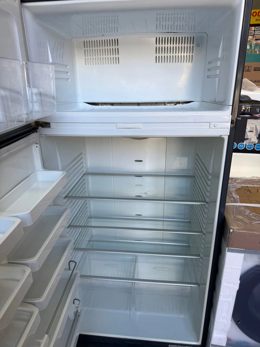 Fisher & Paykel 519L Fridge + Hisense 8.5kg Washer Combo | MELBOURNE
