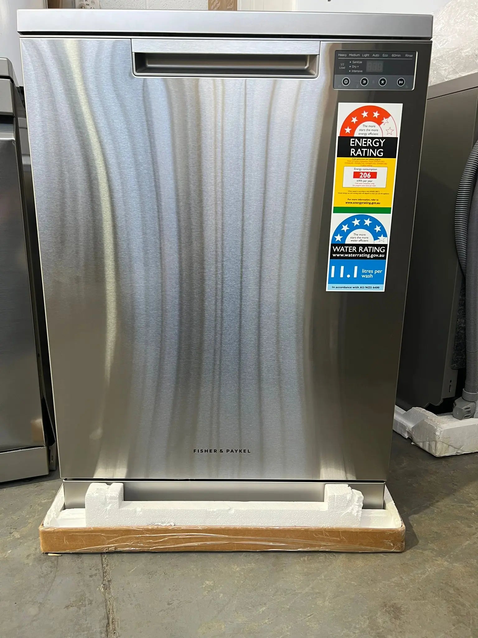 Fisher & Paykel 60 cm Dishwasher – Factory Second | ADELAIDE