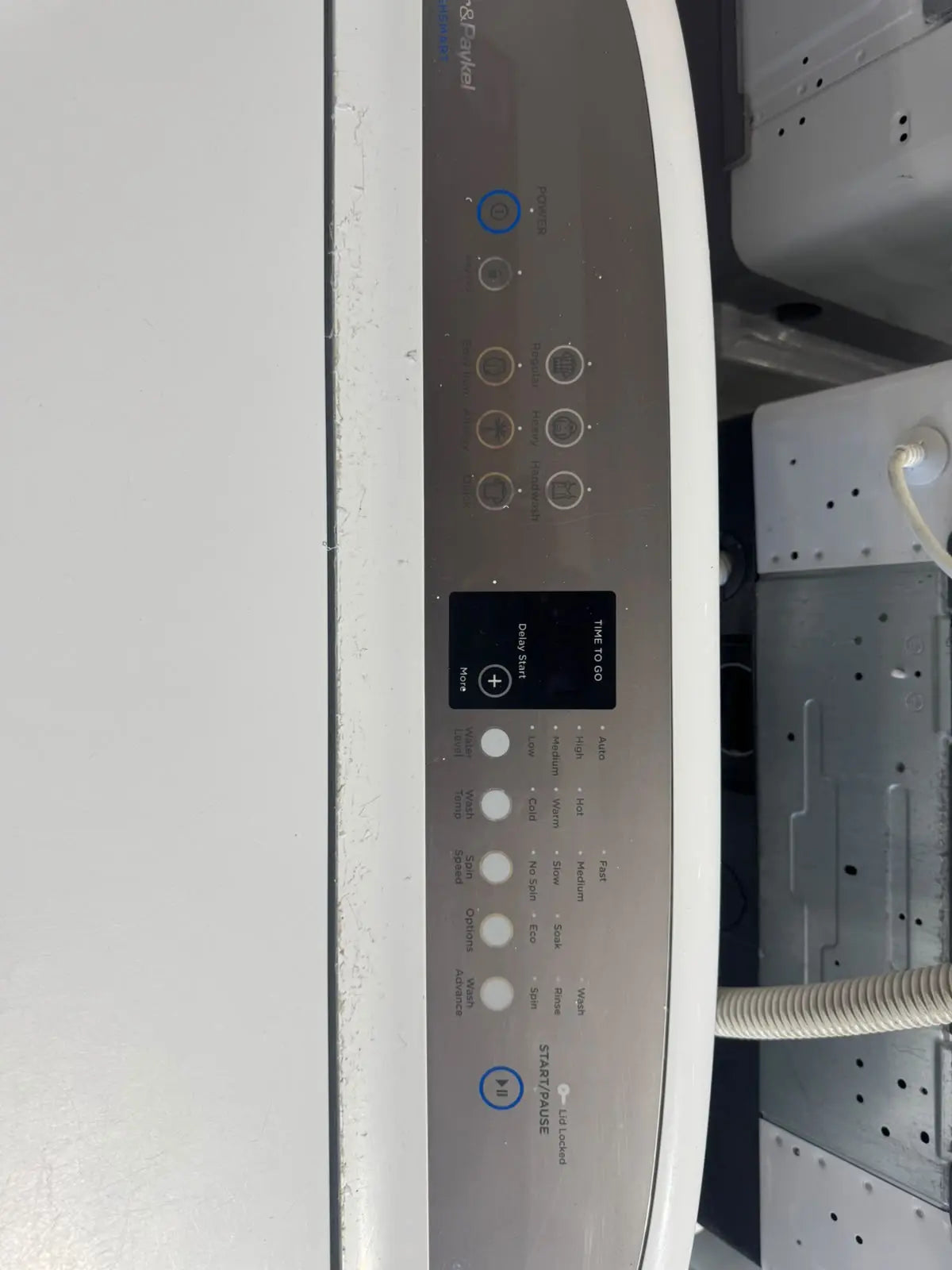 Fisher & Paykel 7.5kg White Top Load Washing Machine – Refurbished | PERTH
