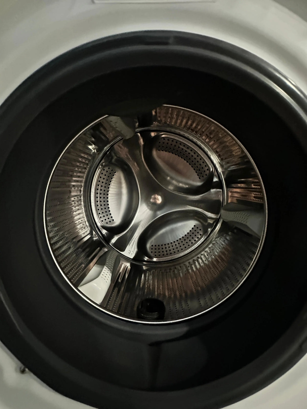 Fisher & Paykel 8.5kg WashSmart™ Front Load Washing Machine – Refurbished | PERTH