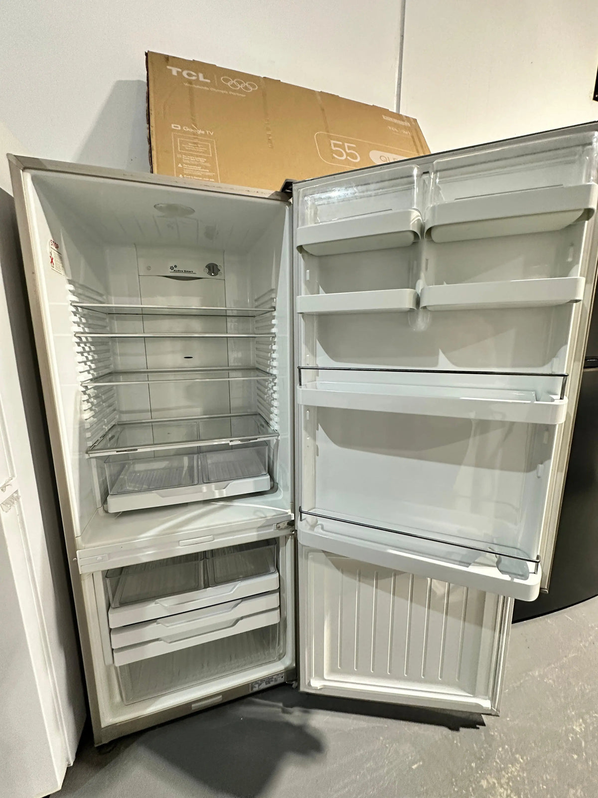 Fisher & Paykel ActiveSmart 442L Bottom Mount Refrigerator – Refurbished | PERTH