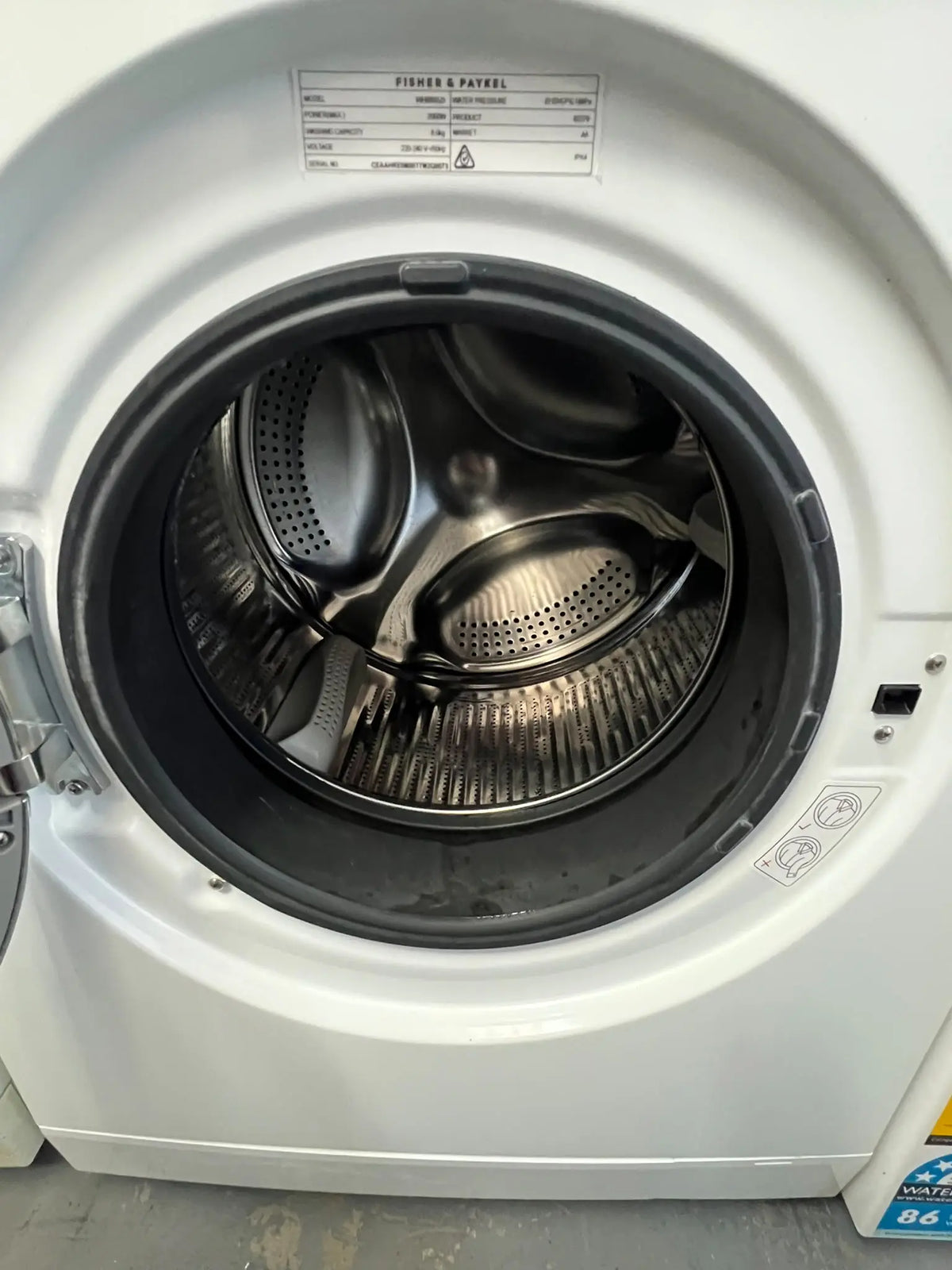 Fisher & Paykel Series 5 8kg Front Load Washer – Refurbished | ADELAIDE