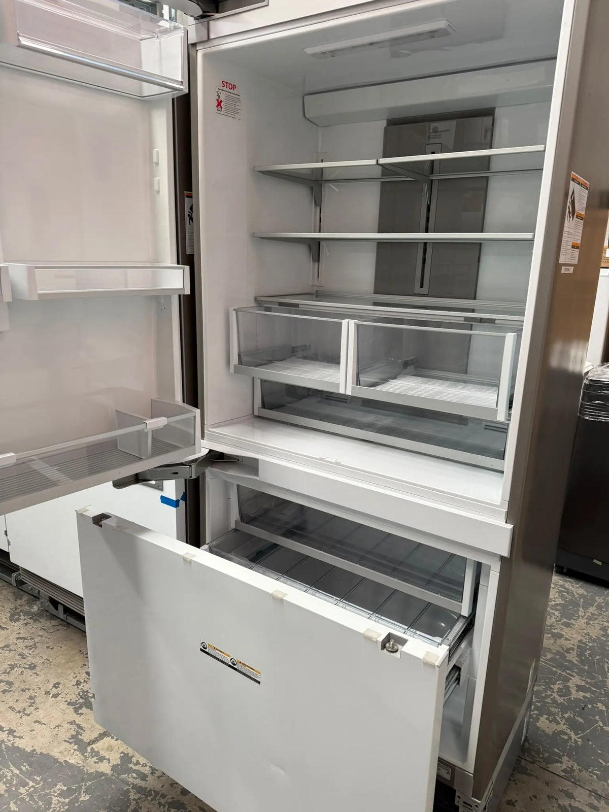 Fisher & Paykel Series 7 Integrated Bottom Mount Fridge Freezer – Ex Display | MELBOURNE