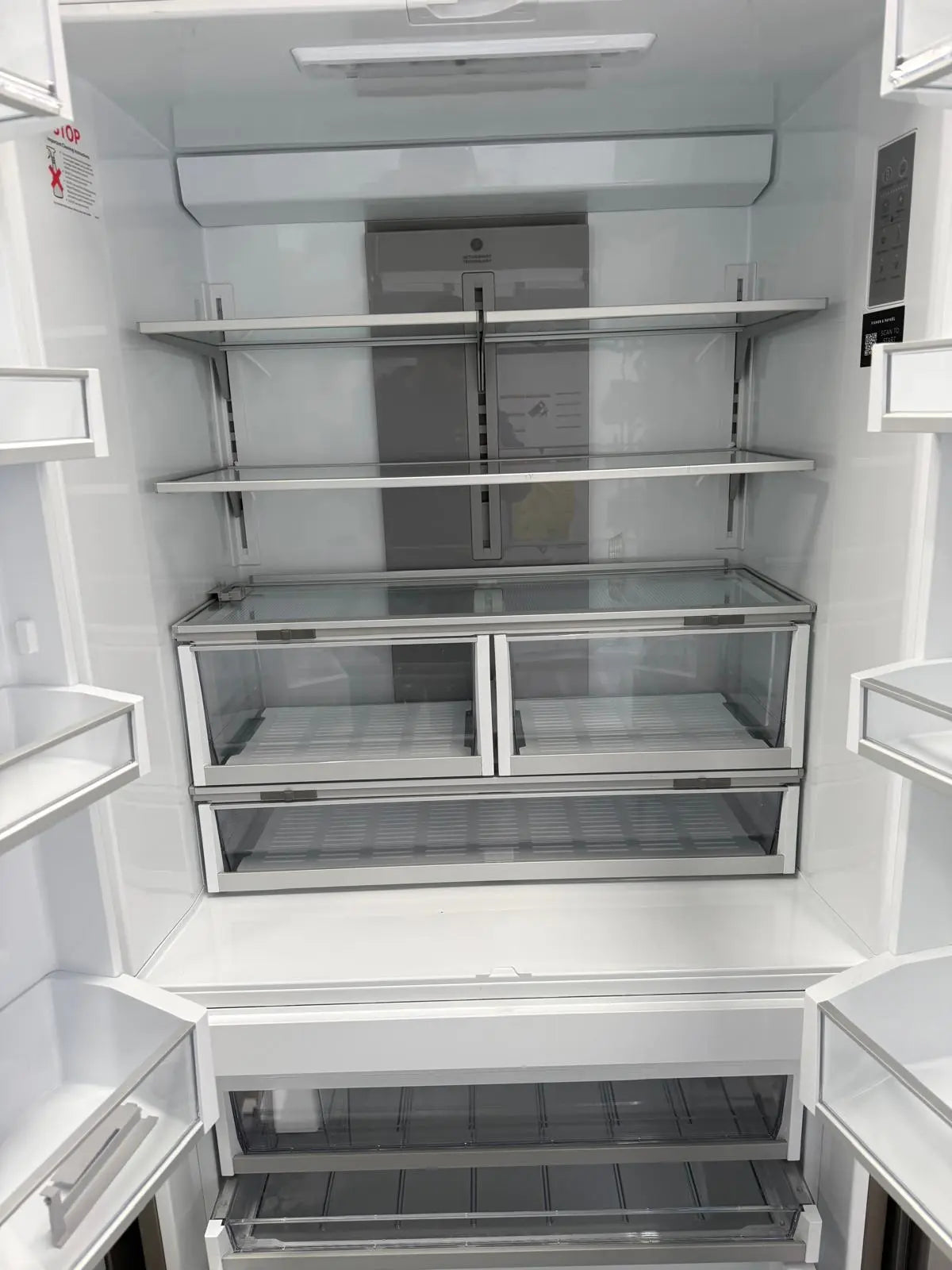 Fisher & Paykel Series 7 Integrated French Door Refrigerator – Ex Display | MELBOURNE