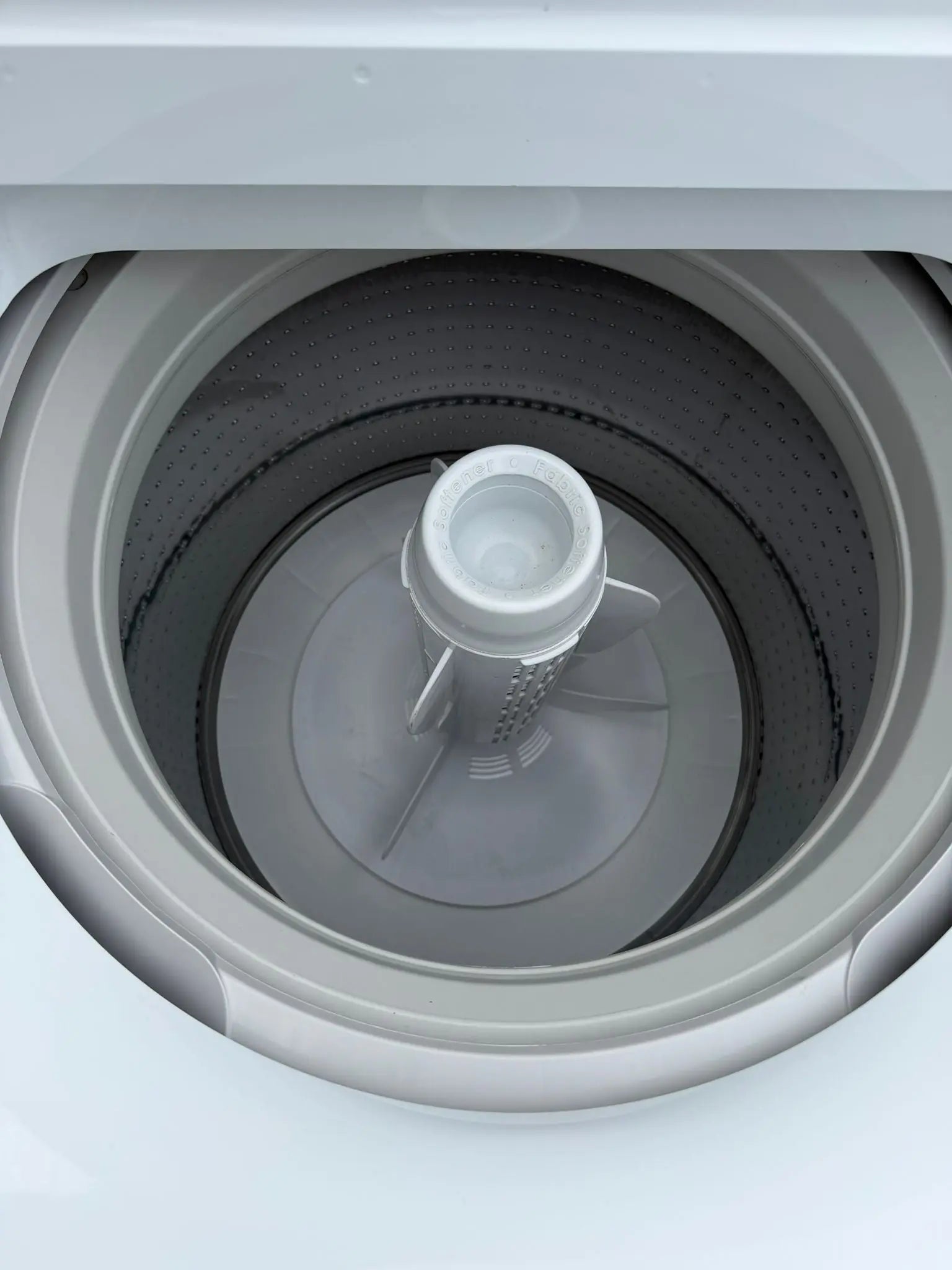 Fisher & Paykel WA8560G1 8.5kg Top Load Washing Machine – Refurbished | BRISBANE