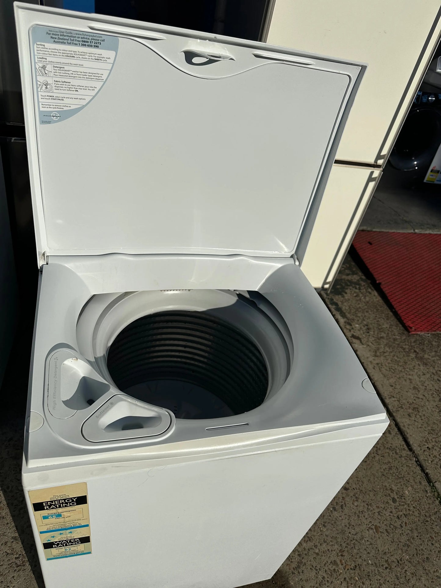 Fisher & paykel top loader | Lucky white goods