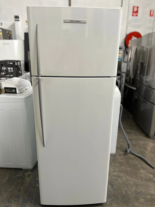 Fisher and paykel 410 litres fridge freezer | ADELAIDE