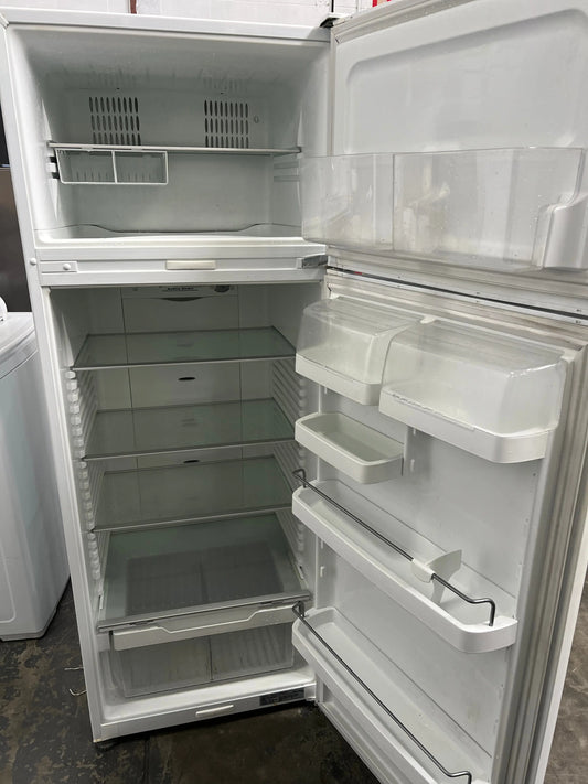 Fisher and paykel 410 litres fridge freezer | ADELAIDE