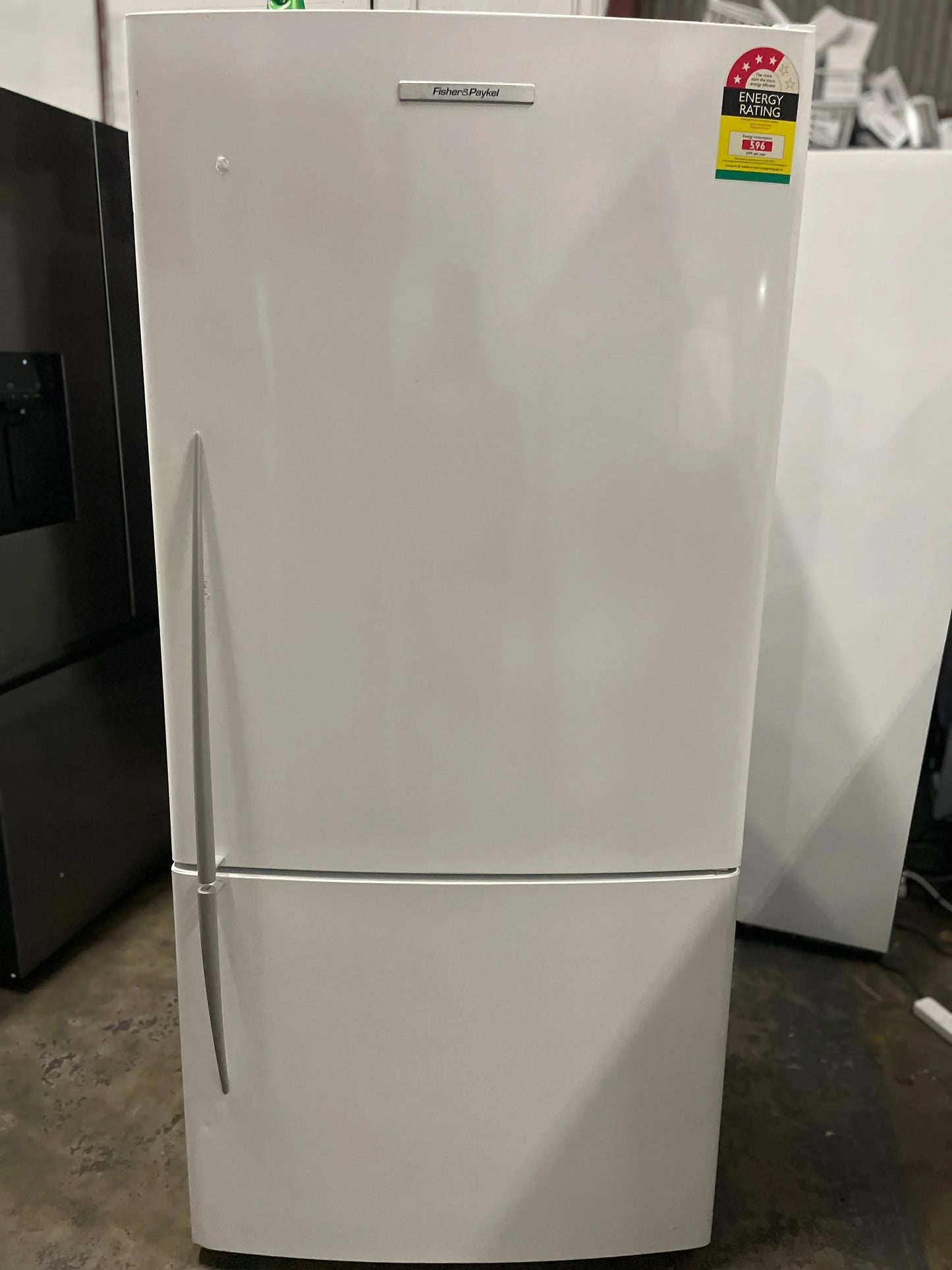 Fisher and paykel 519 litres fridge freezer | ADELAIDE