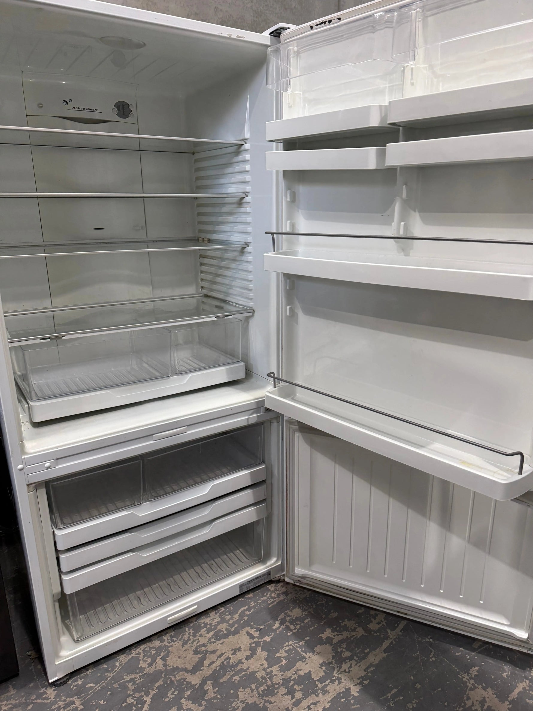 Fisher and paykel 519L fridge and 10kg top load washing mechine | MELBOURNE