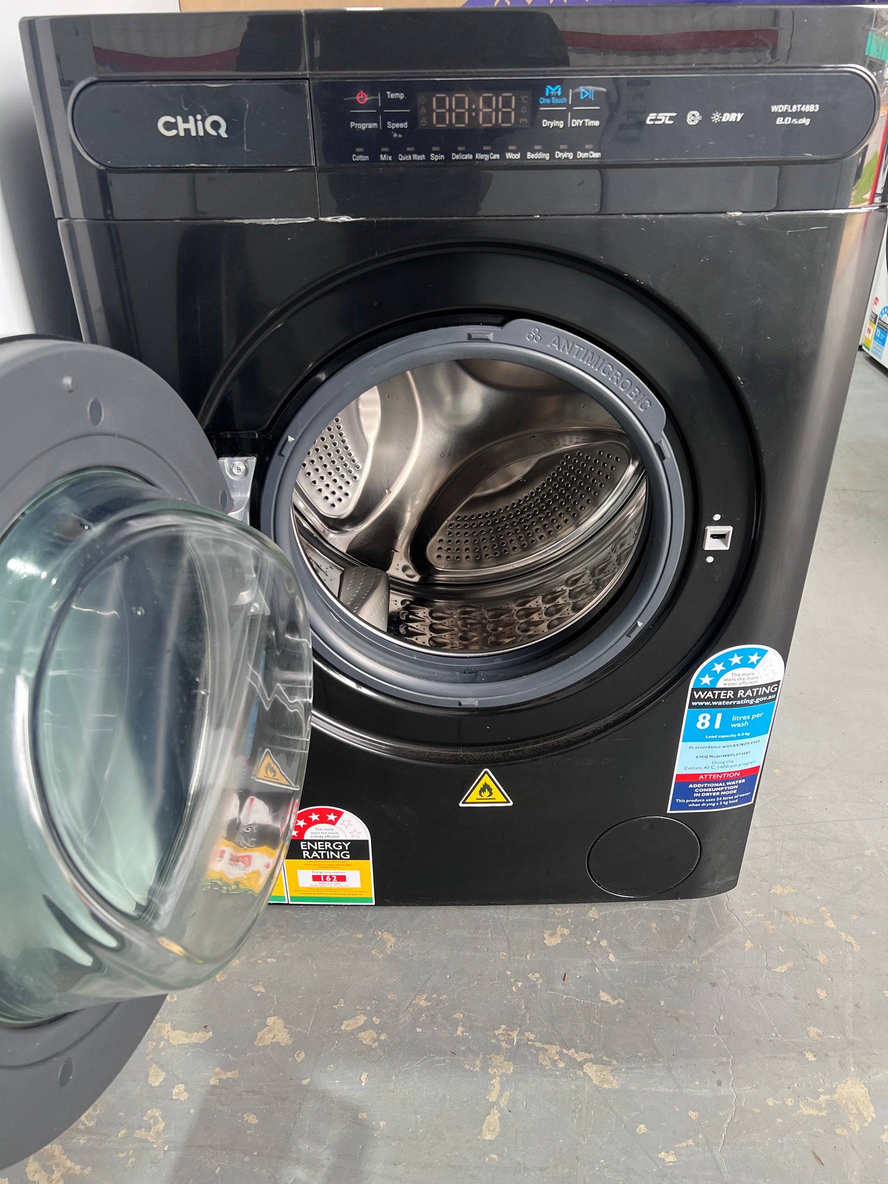 Fisher&Paykel 411 litres Fridge Freezer&Chiq 8 Kgs Washing Machine & 55” Ffalcon Tv | ADELAIDE