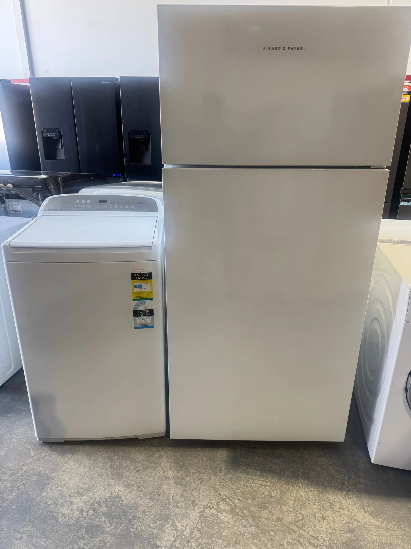 Fisher&Paykel 8kgs washing machine and Fisher&Paykel 517L fridge freezer | PERTH