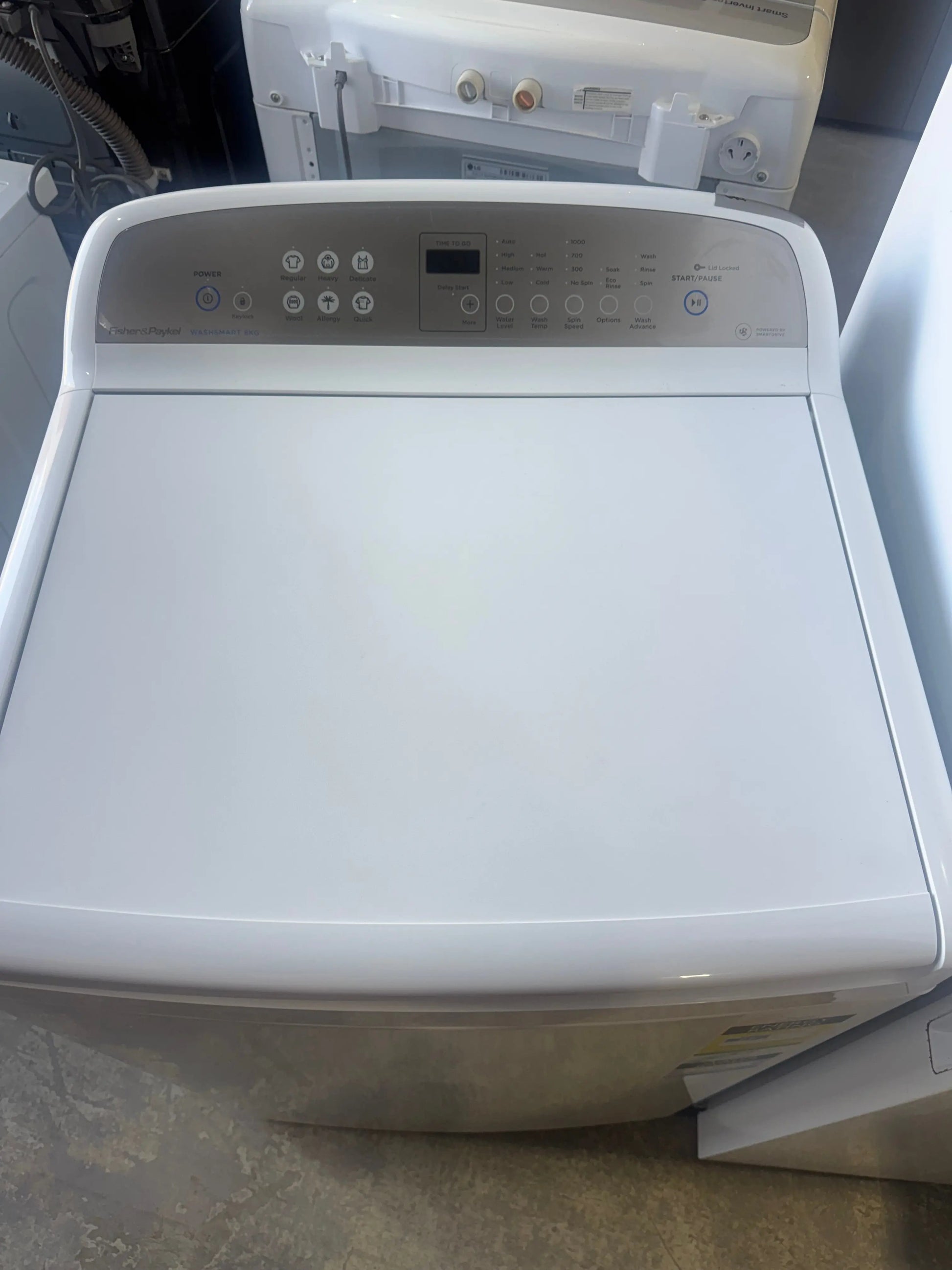 Fisher&Paykel 8kgs washing machine and Fisher&Paykel 517L fridge freezer | PERTH