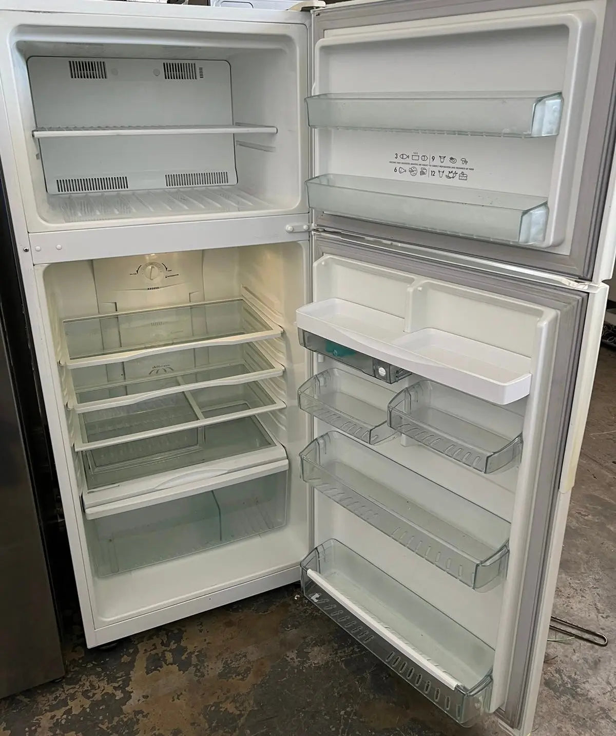 Refurbished Westinghouse 420L RJ422V- R*4 Fridge/Freezer | ADELAIDE