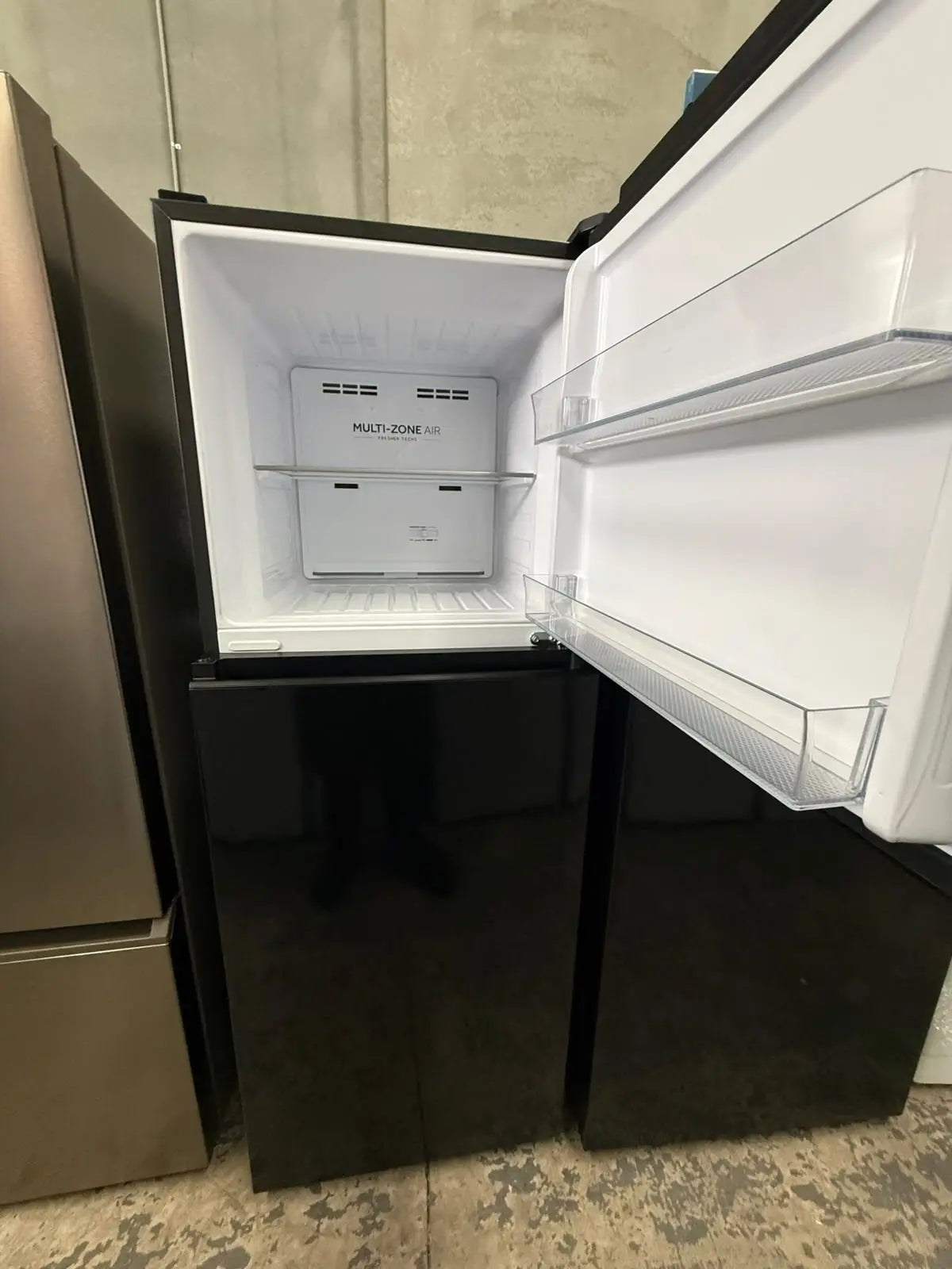 Haier 311L Black Top Mount Fridge Freezer - Factory Second | MELBOURNE