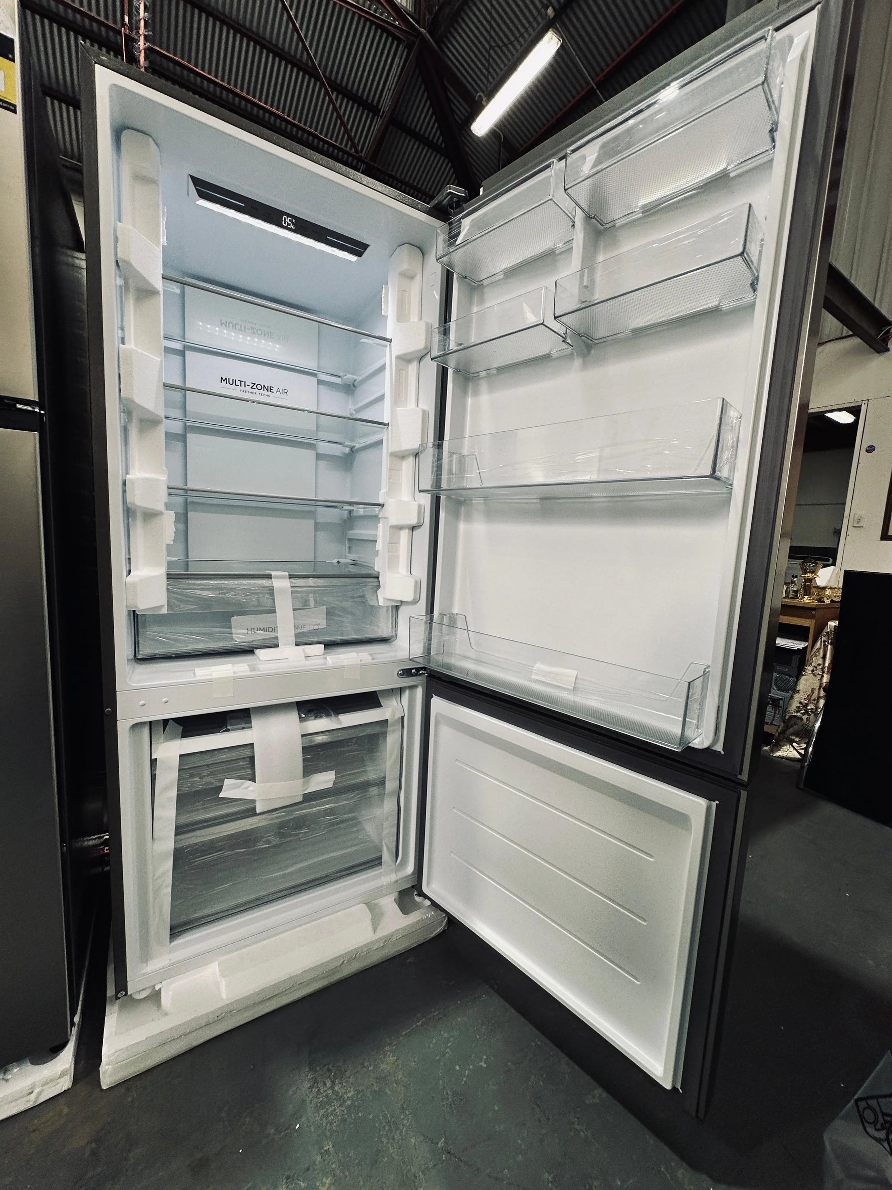 Haier 433L Bottom Mount Fridge Freezer – Factory Seconds | ADELAIDE