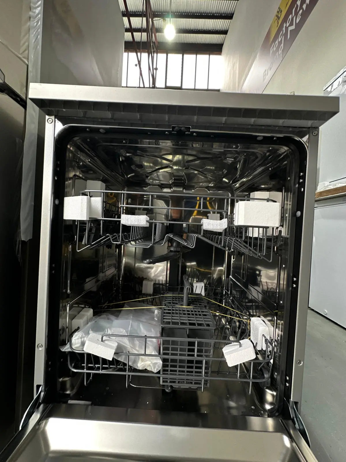 Haier 609L Quad Door Fridge Freezer + Haier 15 Place Dishwasher Combo – Factory Seconds | ADELAIDE