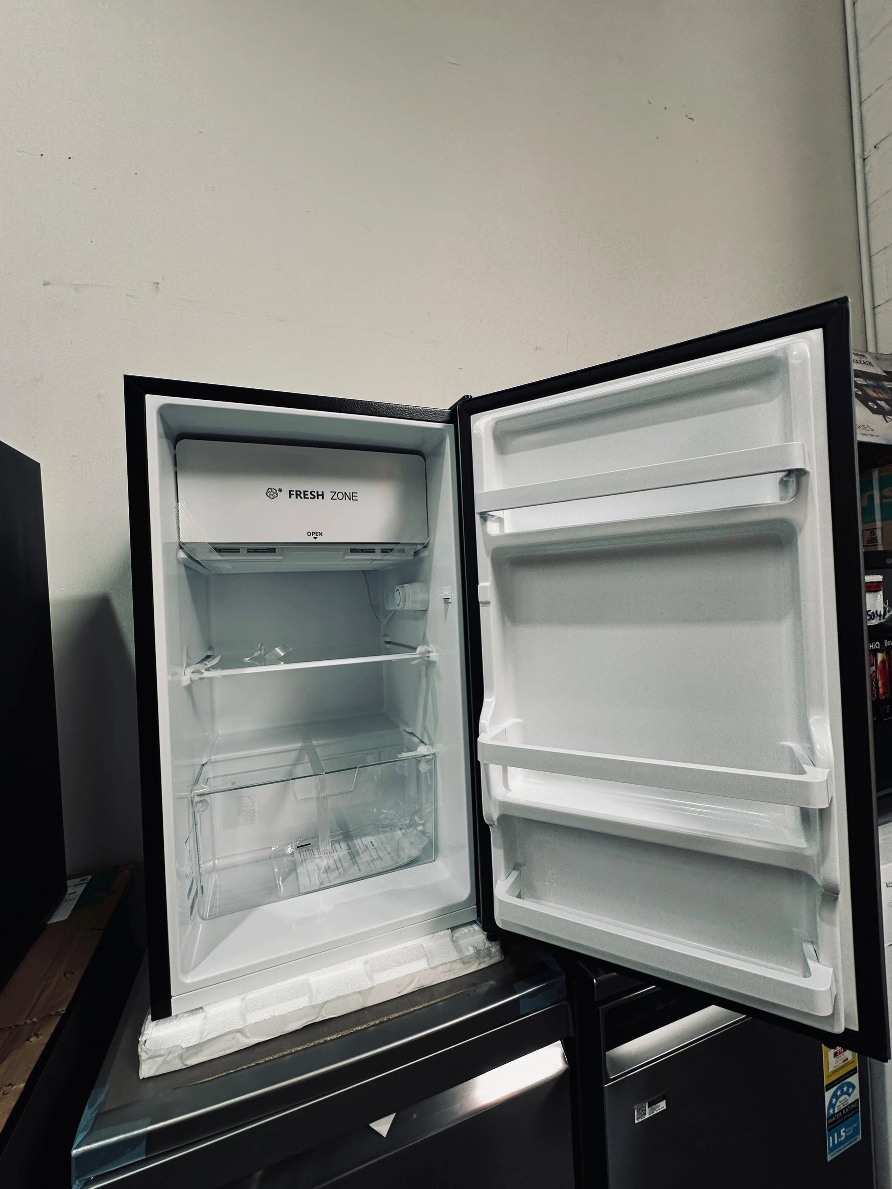 Hisense 125 litres bar fridge, factory seconds, | ADELAIDE