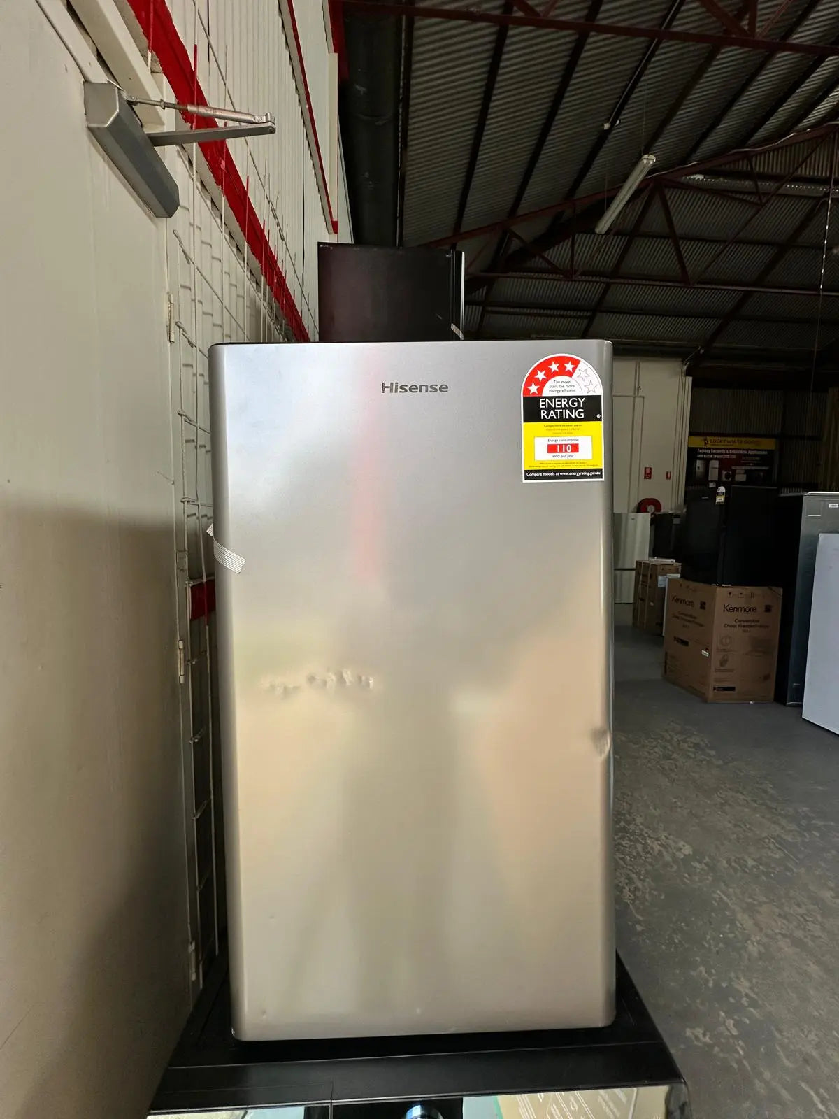 Hisense 125L Bar Fridge (Factory Seconds) | ADELAIDE
