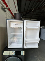 Hisense 125L Bar Fridge (Factory Seconds) | ADELAIDE