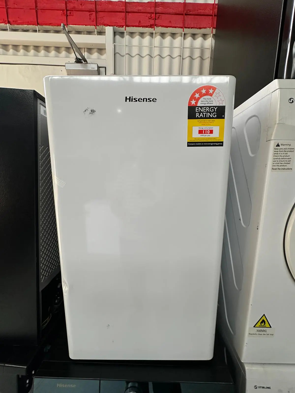 Hisense 125L Bar Fridge (Factory Seconds) | ADELAIDE