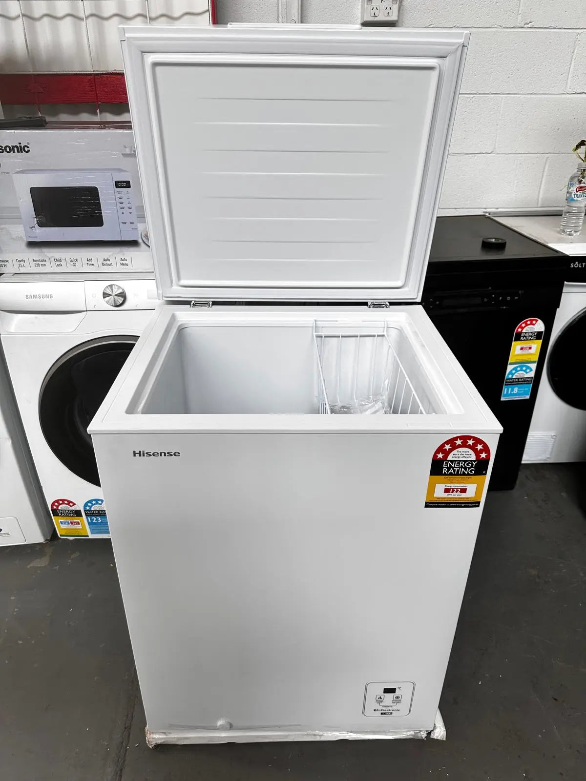 Hisense 145L Hybrid Chest Freezer – Perfect for Small Spaces (Factory Seconds) | ADELAIDE