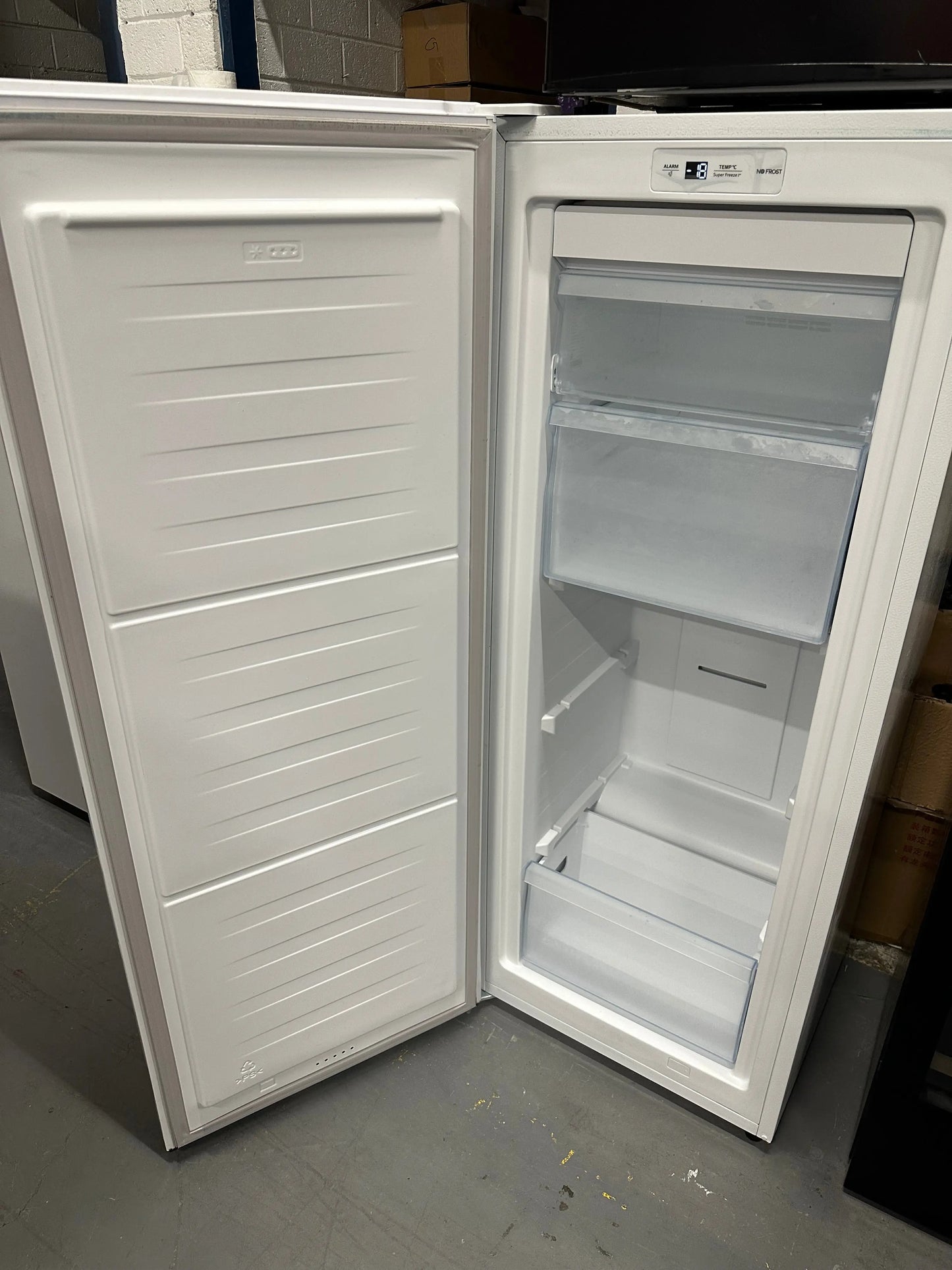 Hisense 155 ltr upright freezer | SYDNEY