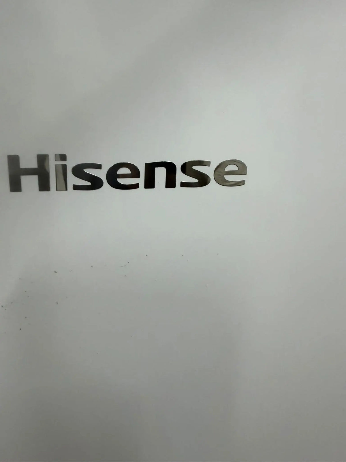 Hisense 155L Upright Freezer – Factory Second | RESERVOIR