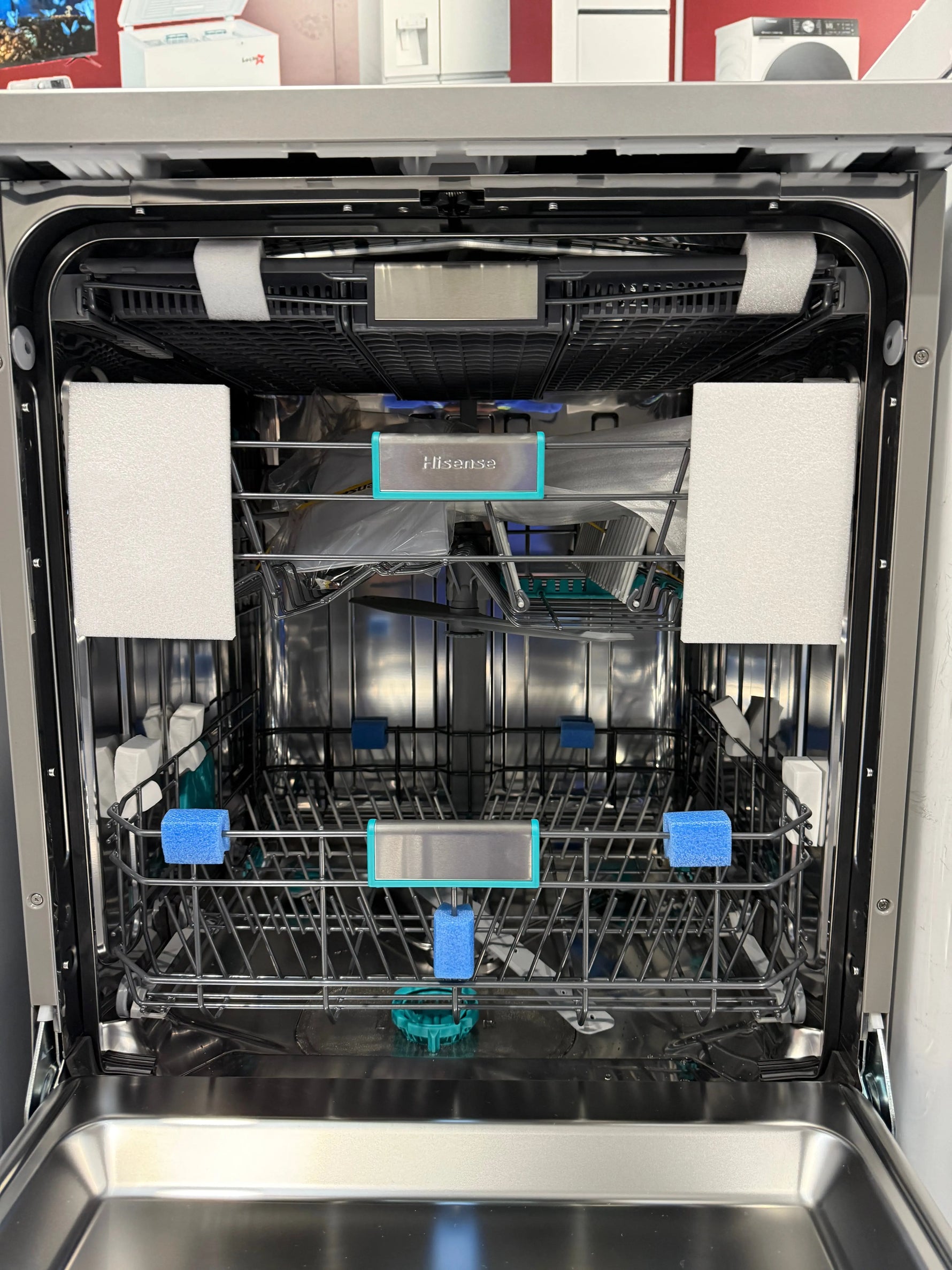 Hisense 16 Place Setting Dishwasher – Factory Seconds | HSAA16FS | MELBOURNE