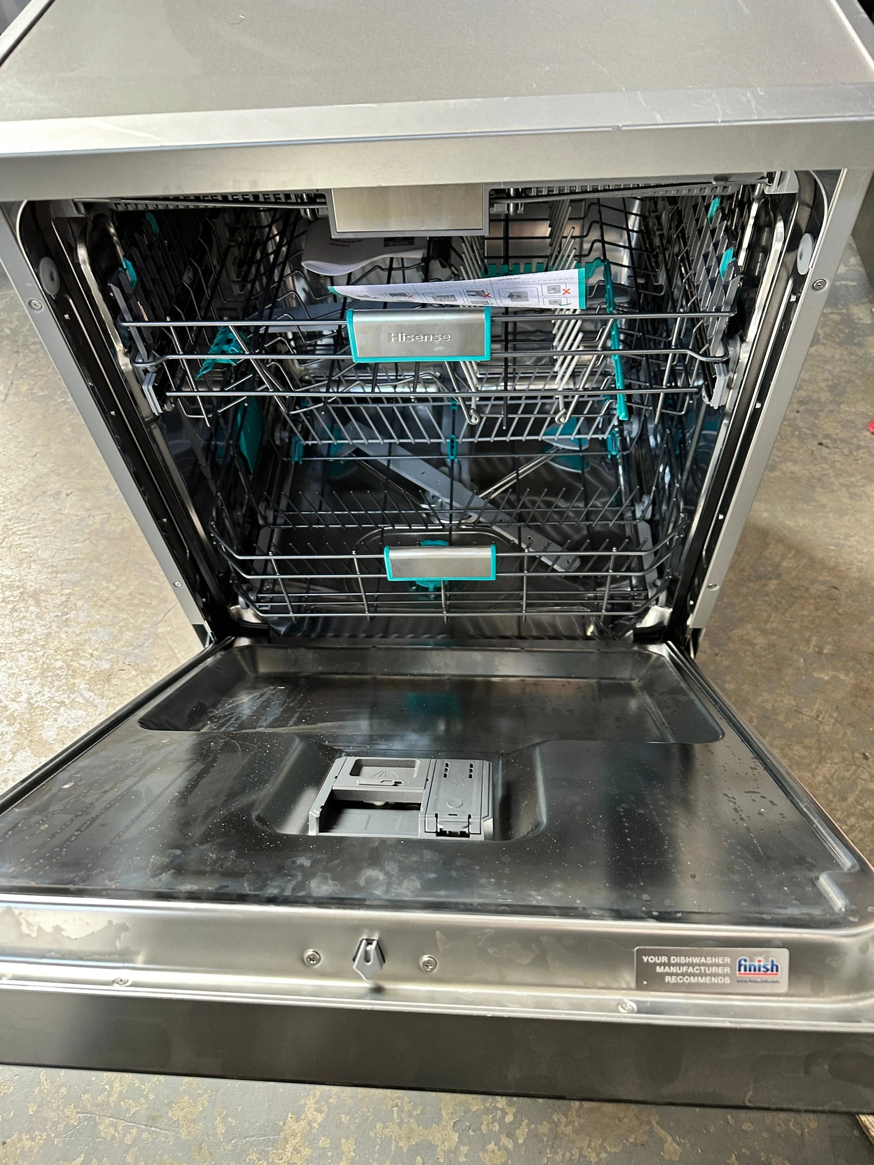 Hisense 16 place dishwasher, refurbished, ( 3 months warranty) | Lucky white goods