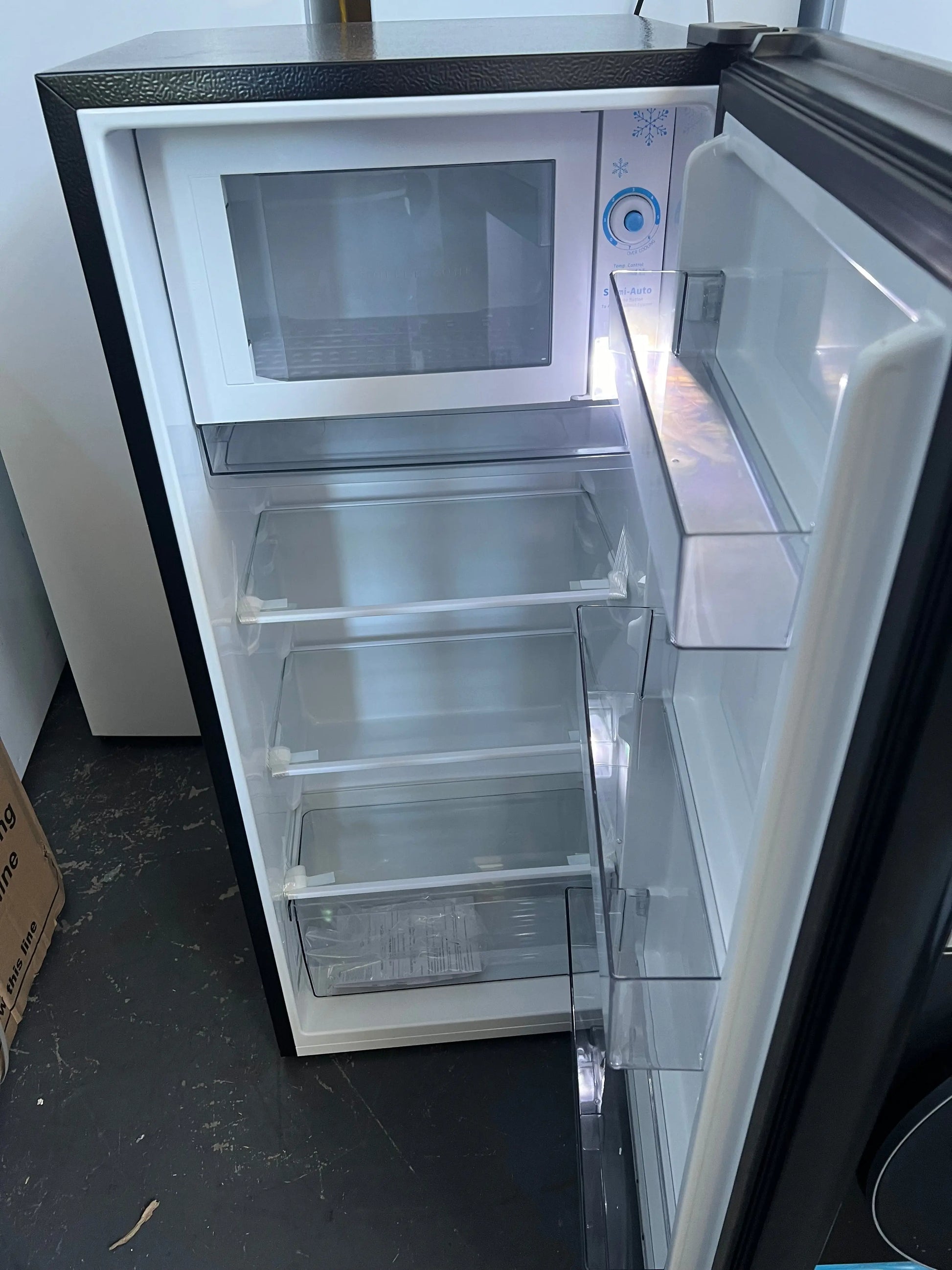Hisense 179 litres upright fridge only | ADELAIDE