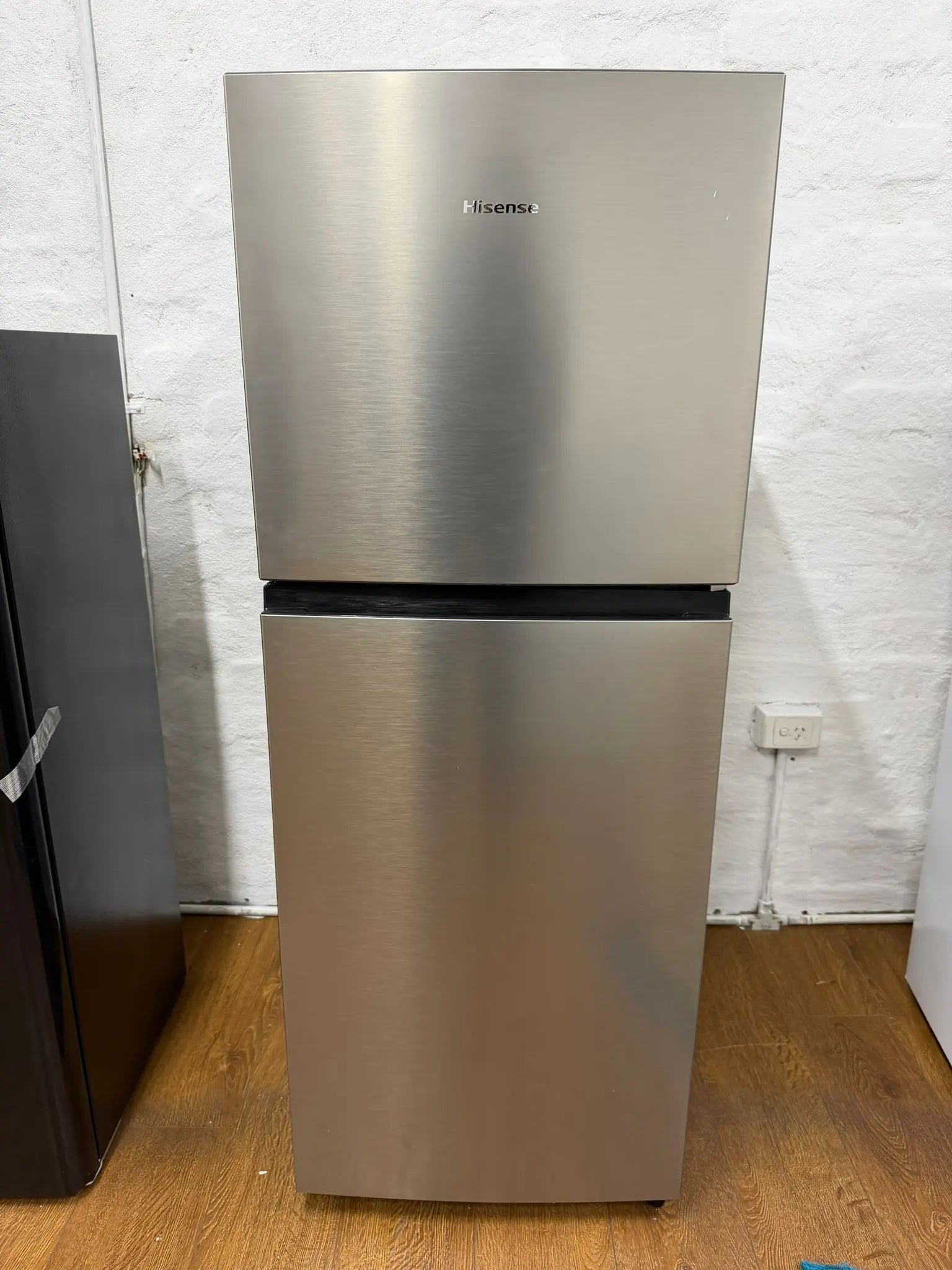 Hisense 205 Litres Top Mount Fridge Freezer HRTF206S | Factory Second | Energy Efficient | Reservoir
